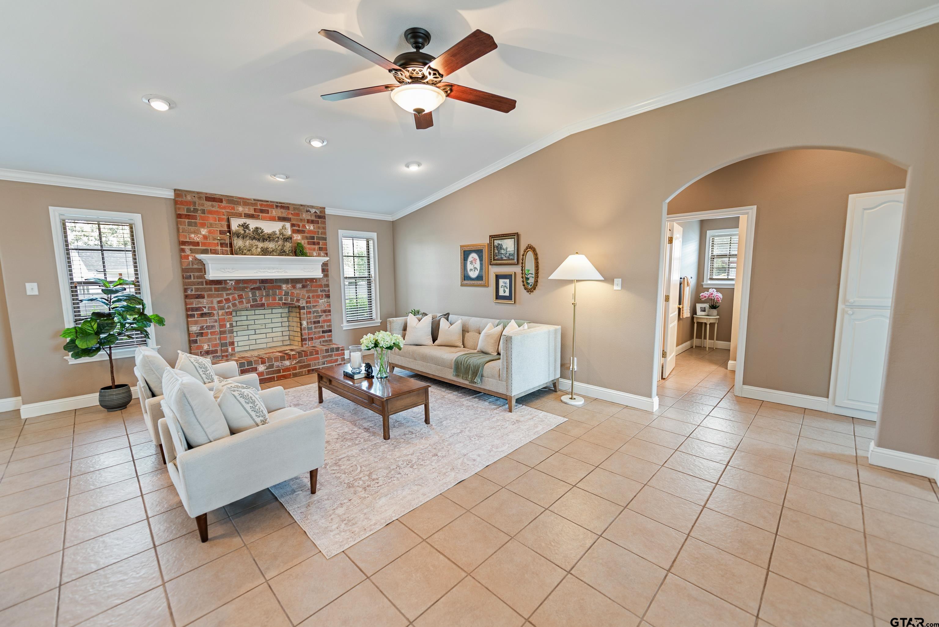 26 Oakwood Lane