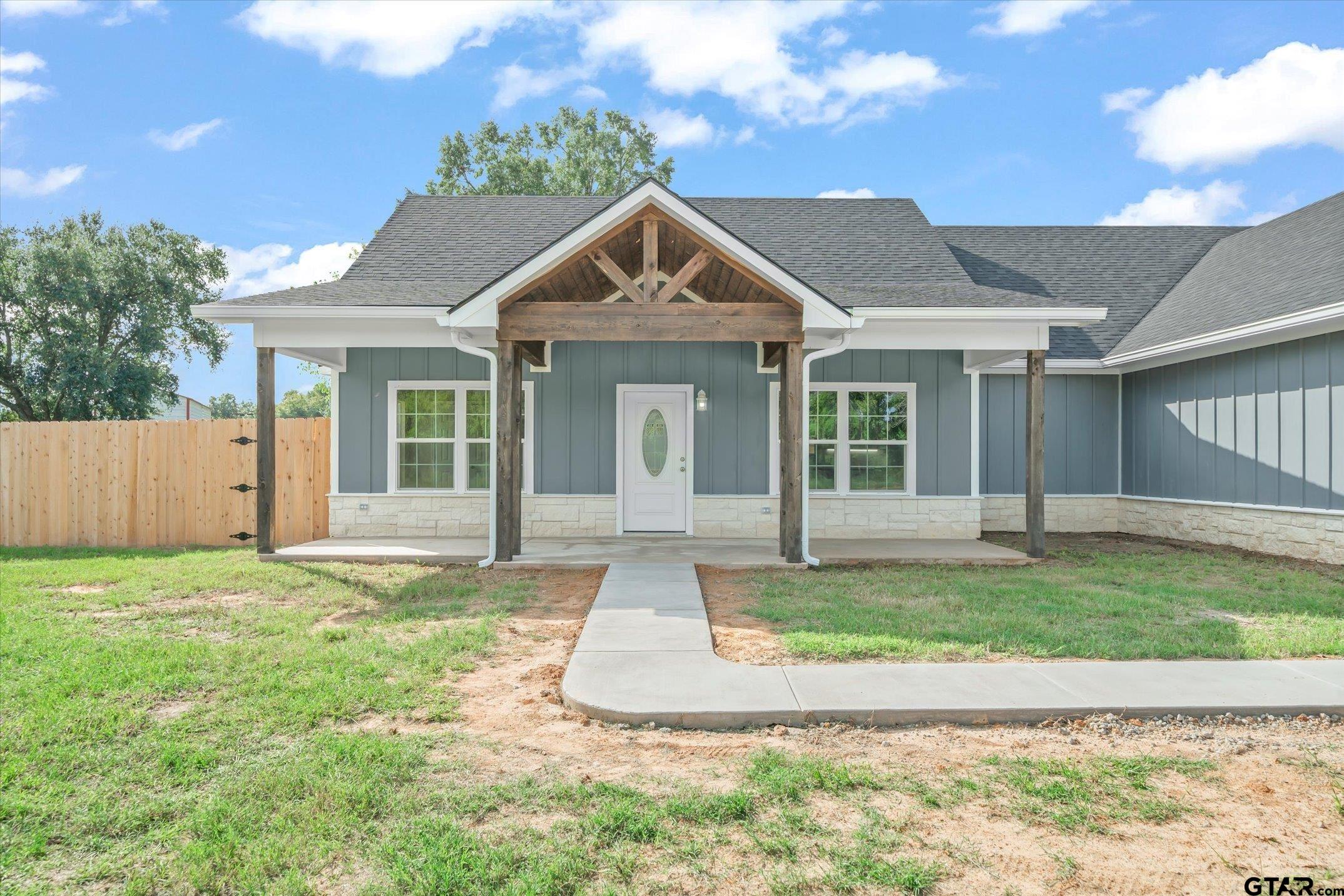 111 County Road 1830