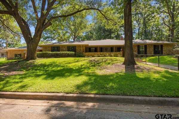 555 LAKESHORE DR, PALESTINE, TX 75801 - Image 2216092e8b37d414e2cd3cd56b69d60f/3142560891