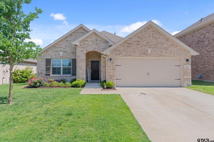 Photo 1 of 39 — 1284 Binfield Drive, Forney, TX 75126