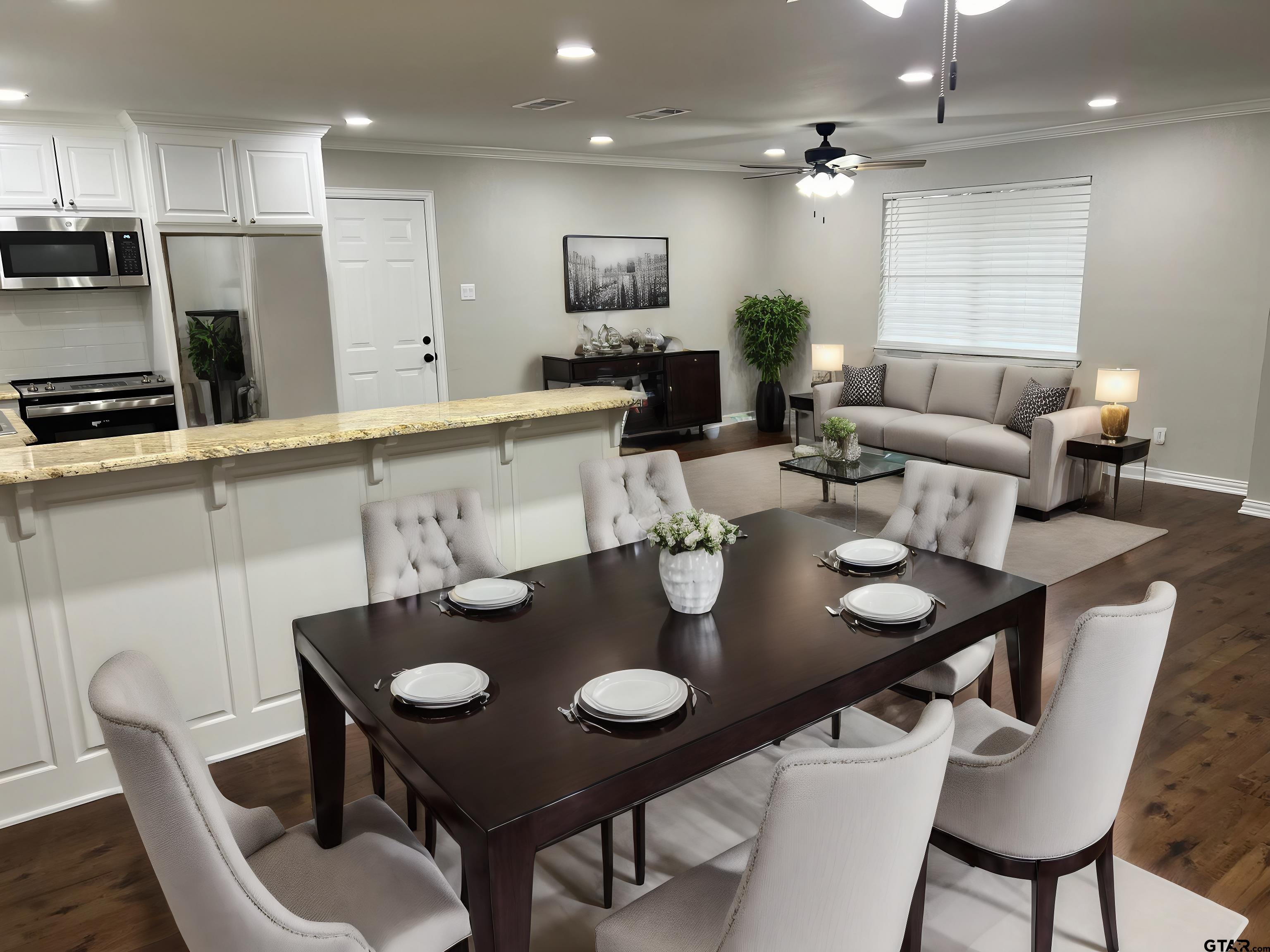 2403 Breckenridge