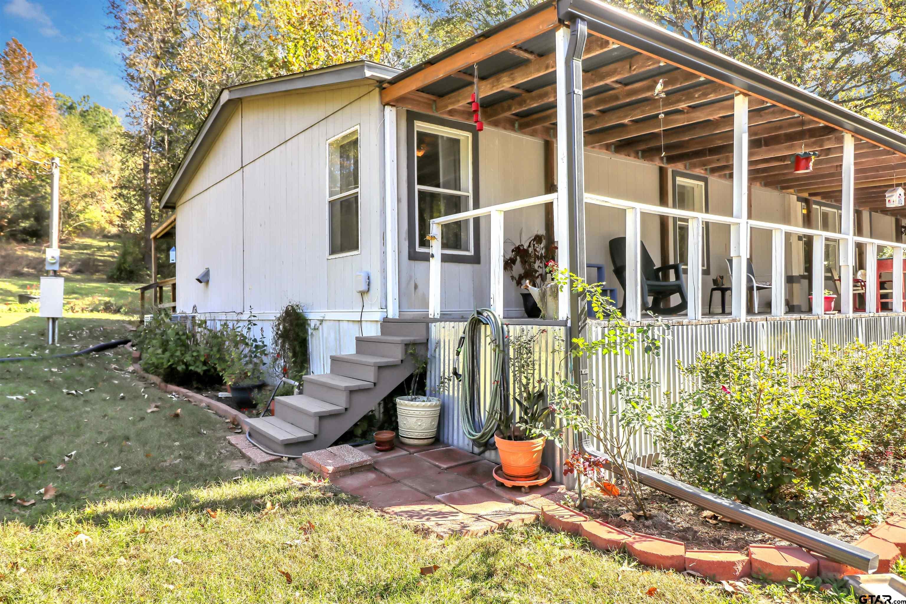 1390 N FM 347