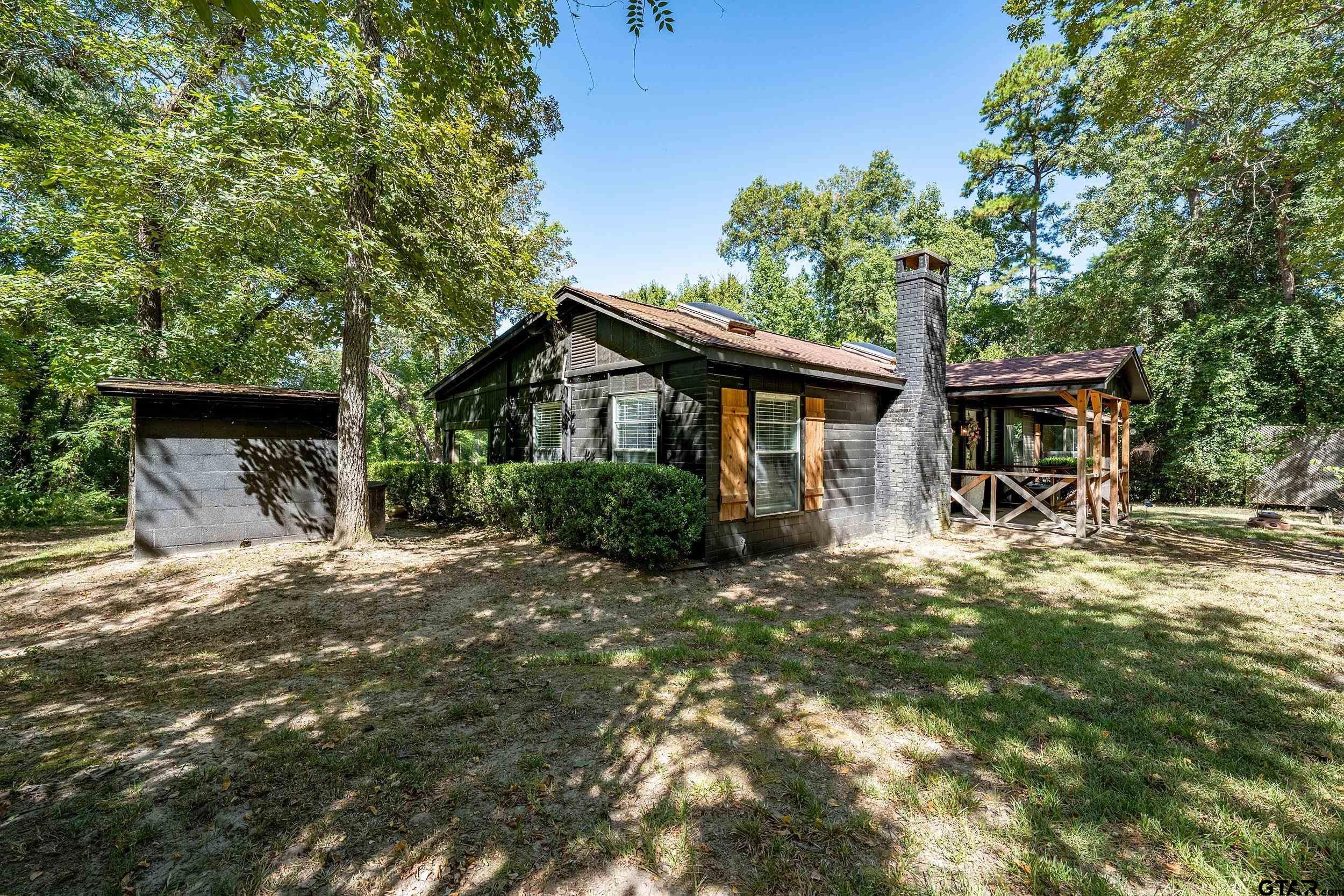 20616 E Grove Club Lake Rd