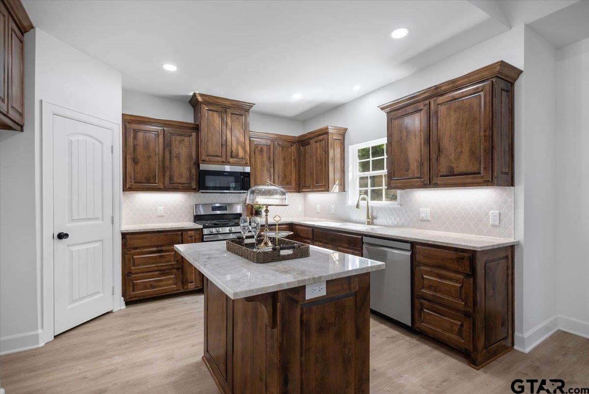 307 Windridge Dr.