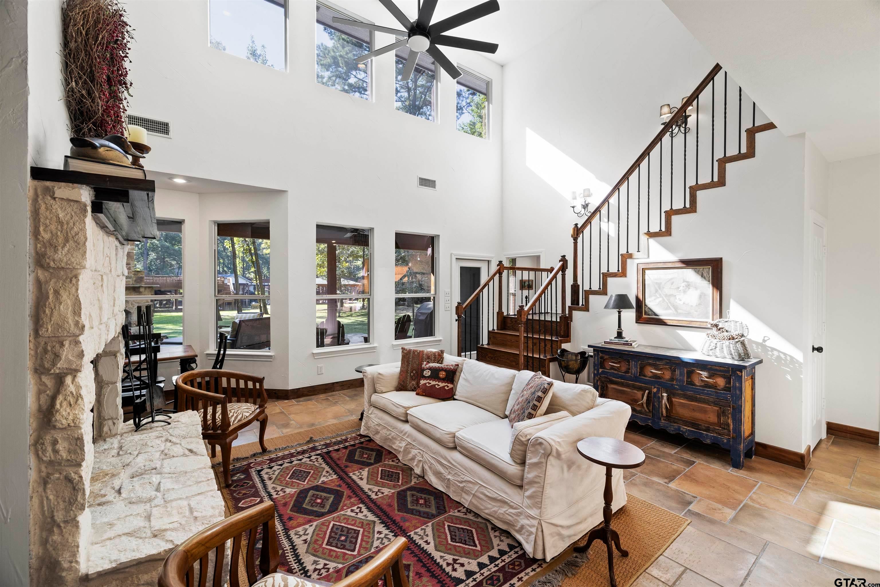 459 Winding Lane