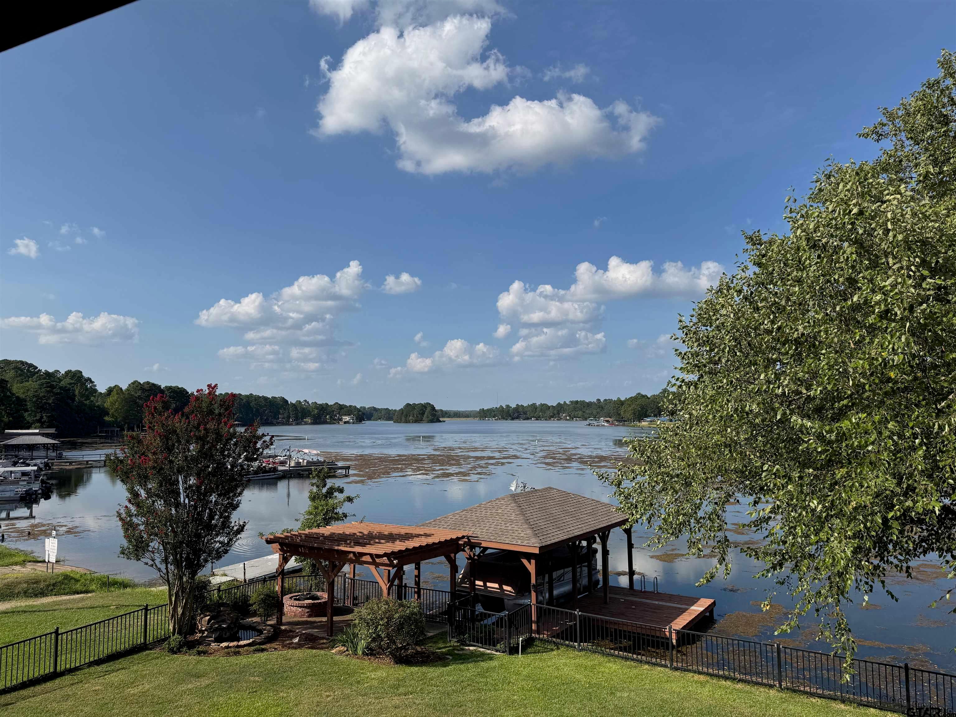 1257 Hideaway Ln West