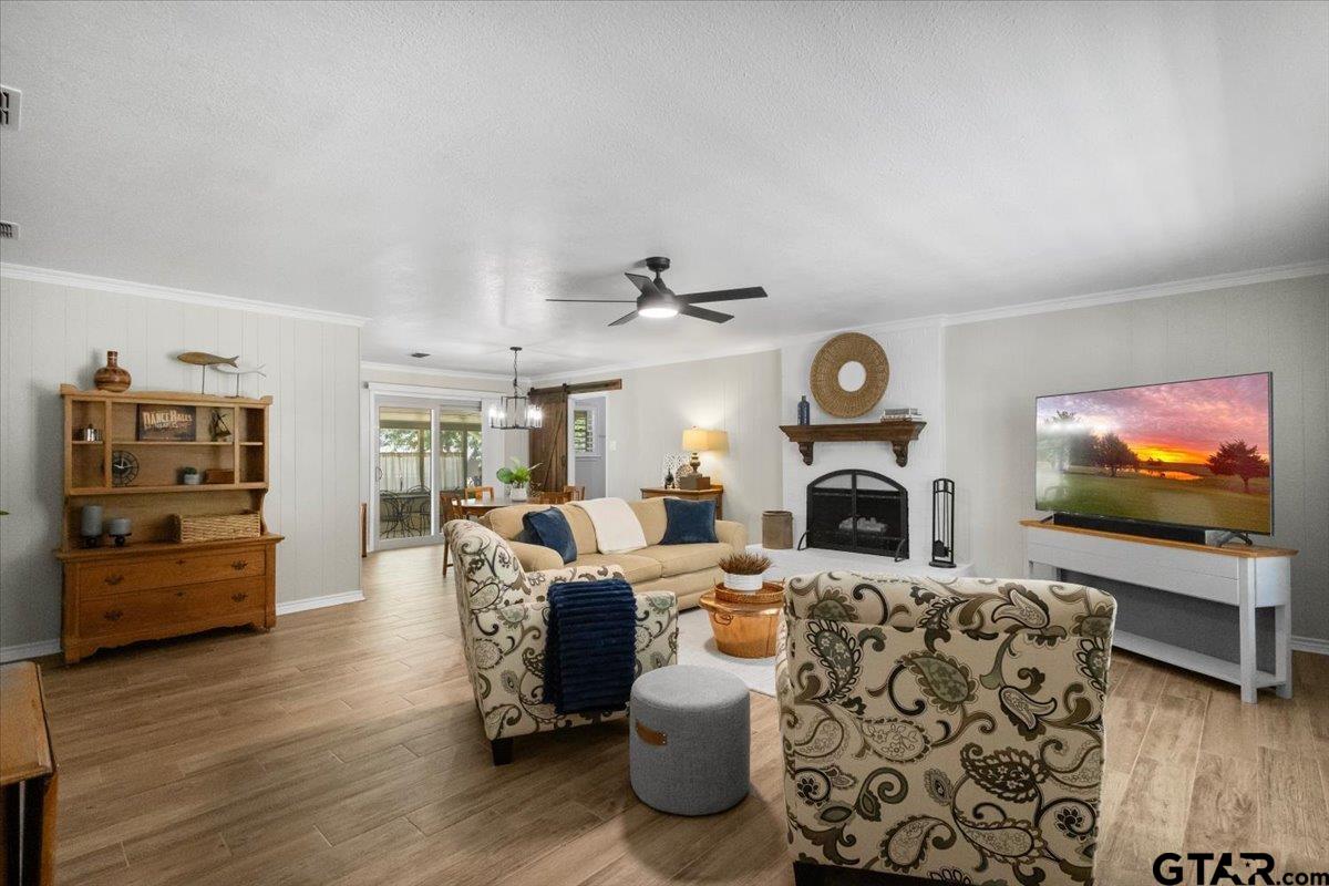 103 Grass Knoll Dr.
