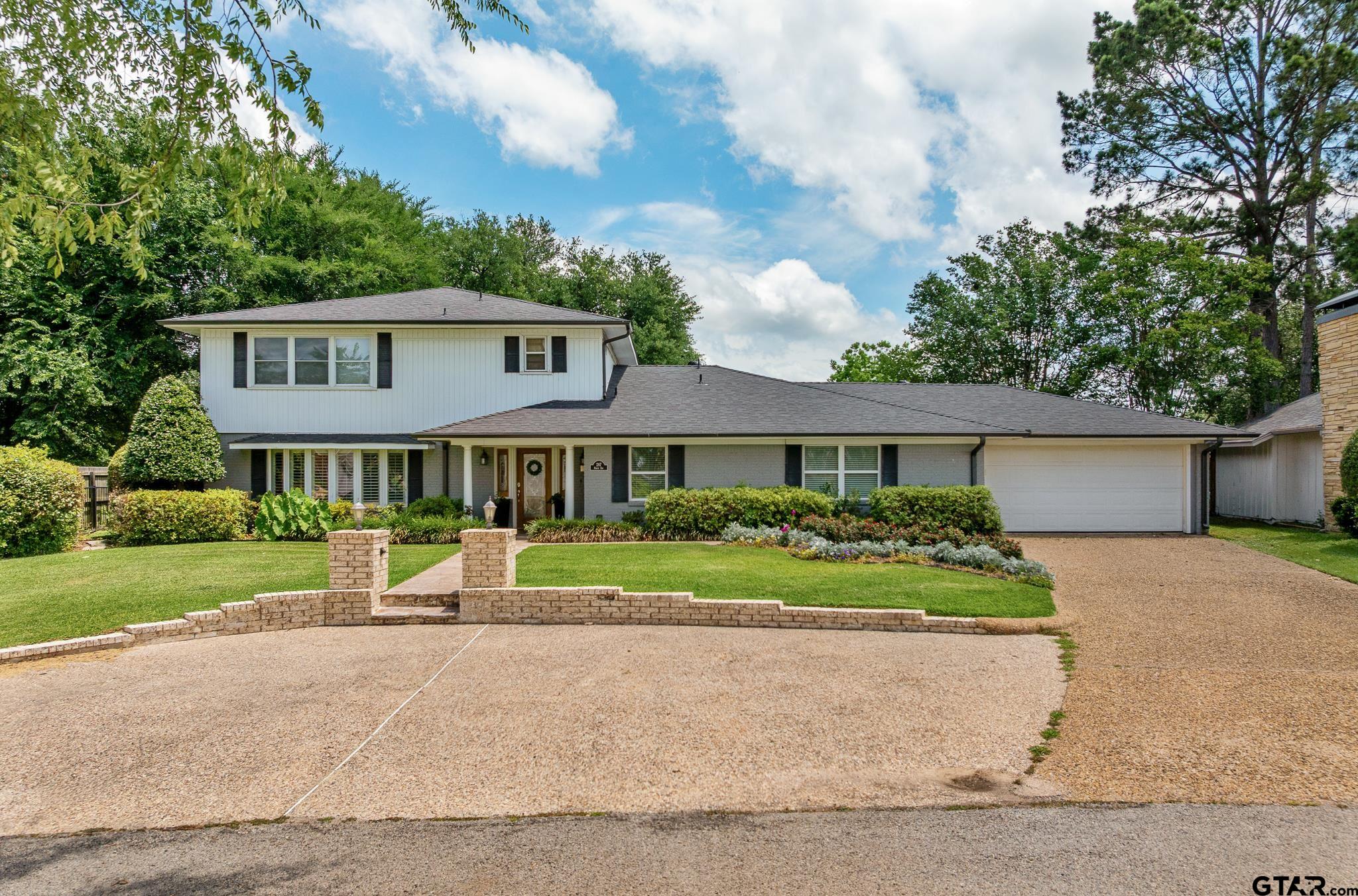 287 North Bay Drive