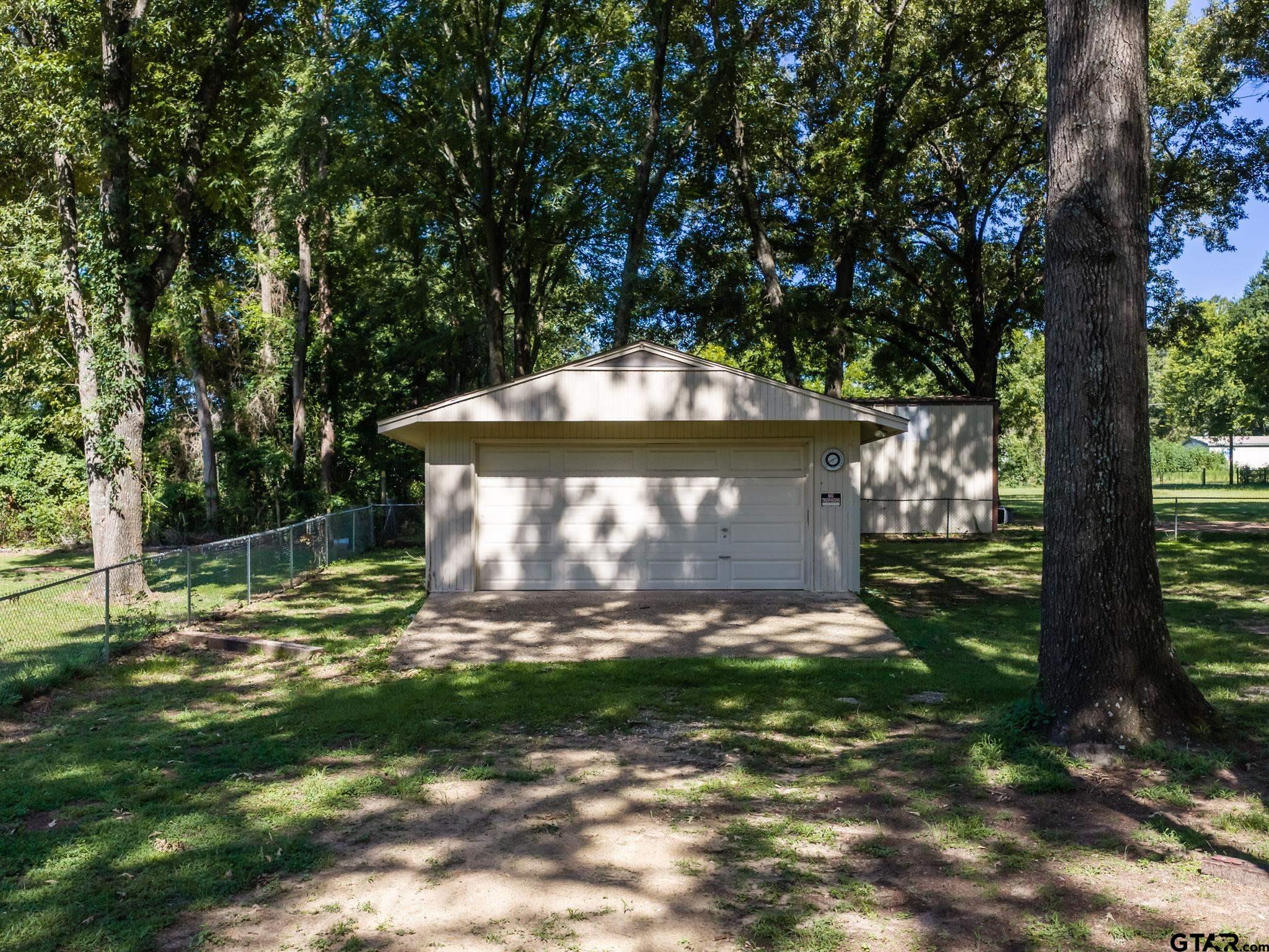 4912 Sunbird Dr