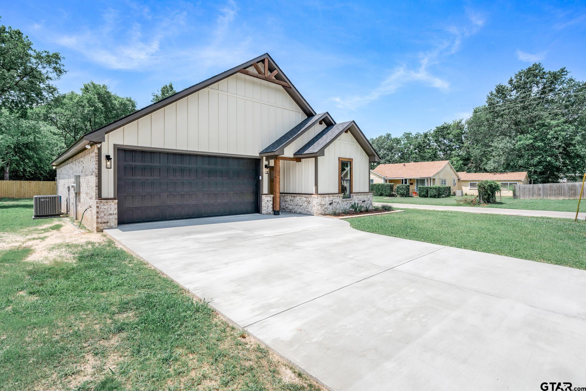 213 Turman St.