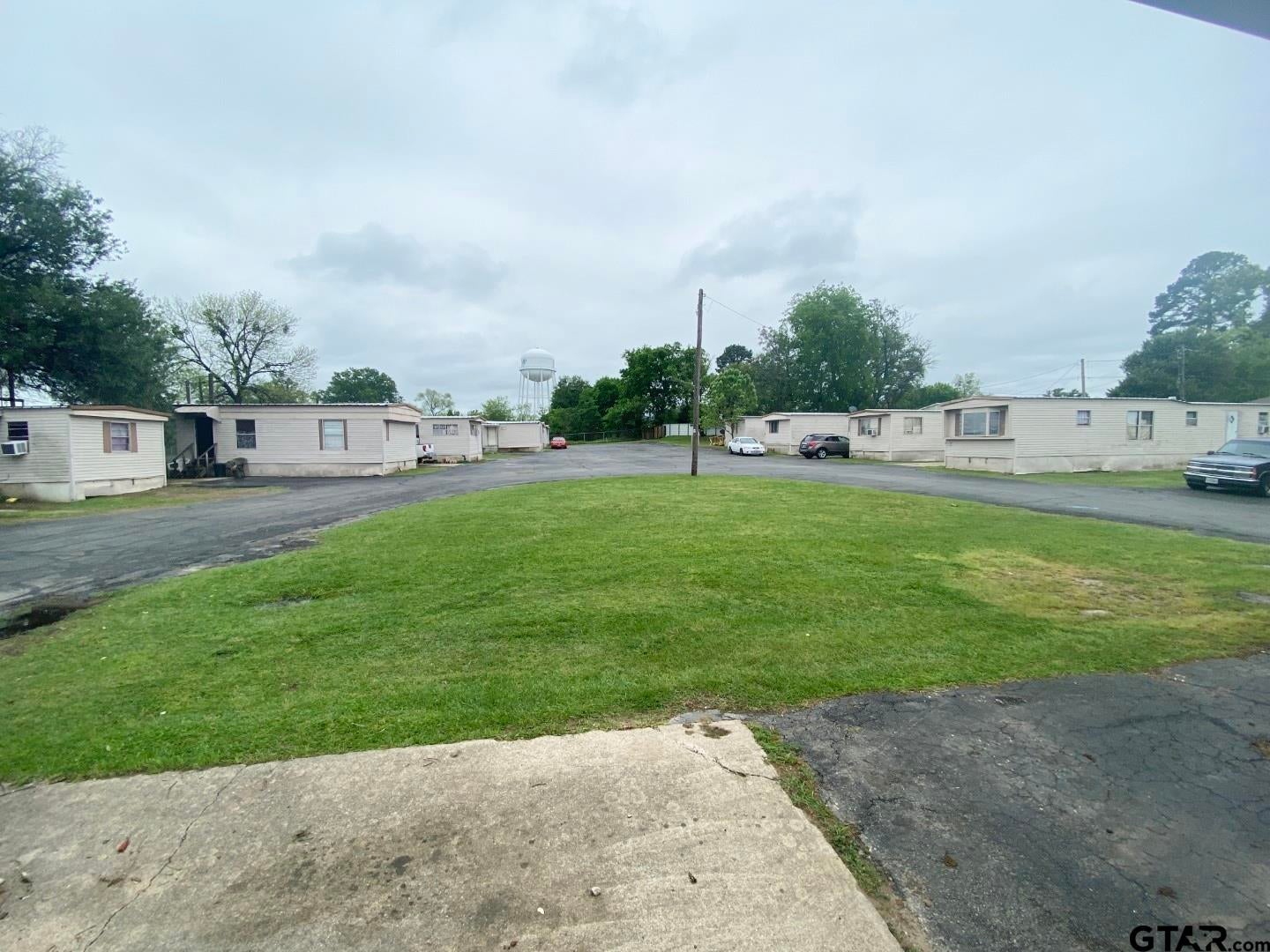815 W 16th