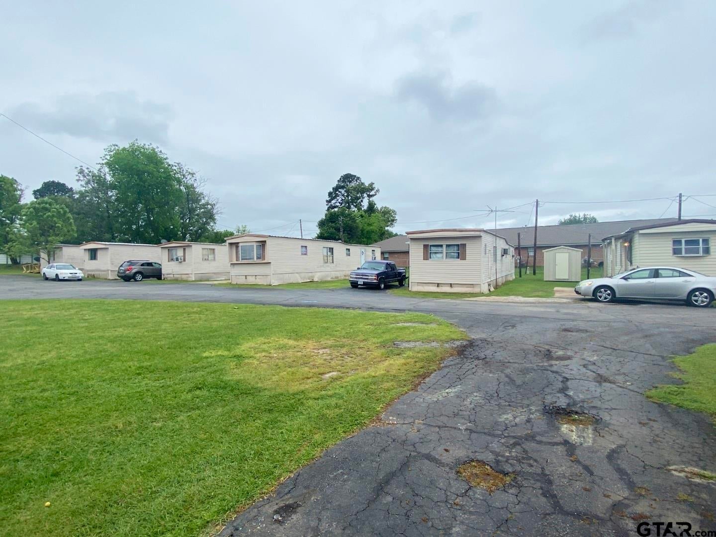 815 W 16th