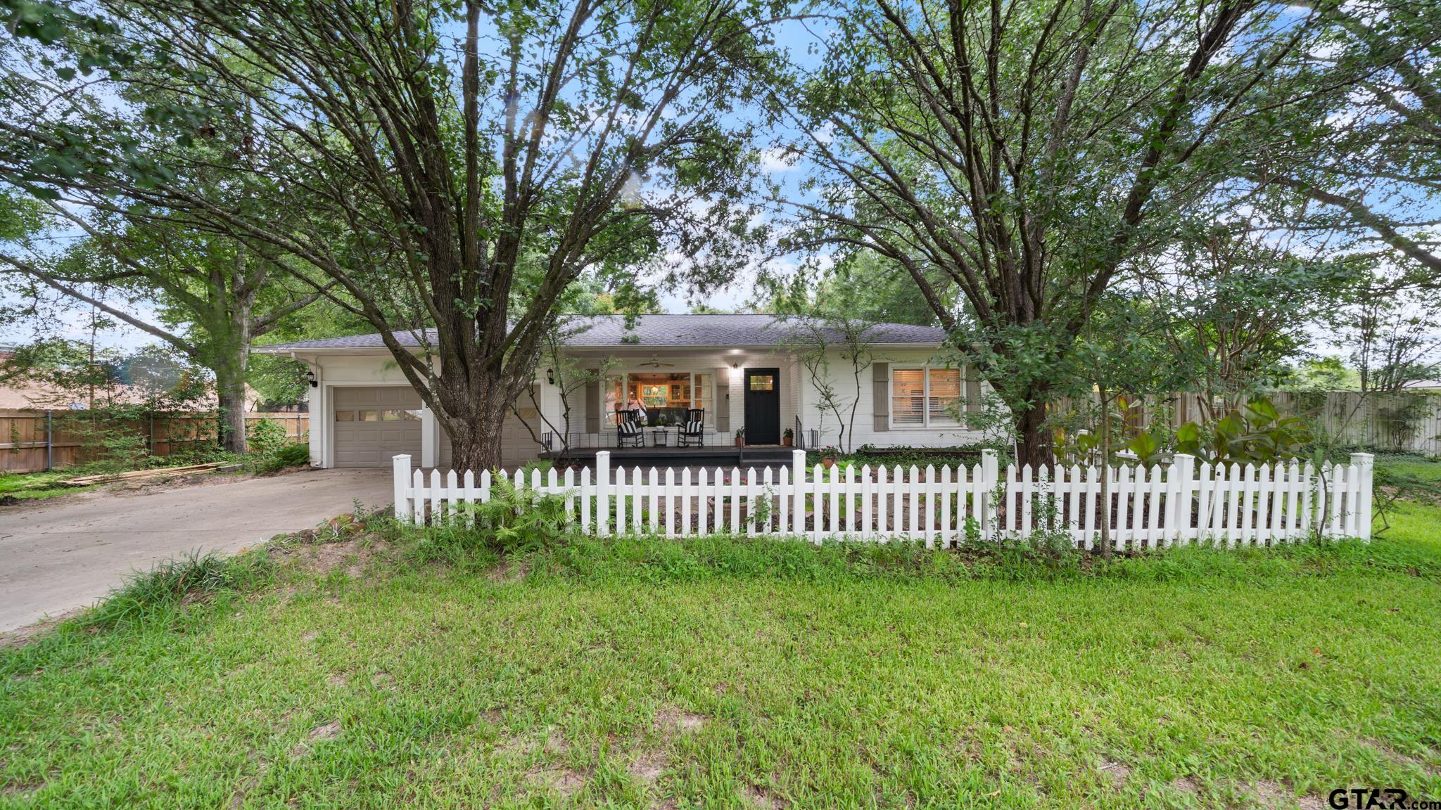 518 W Kansas Street - Photo 3