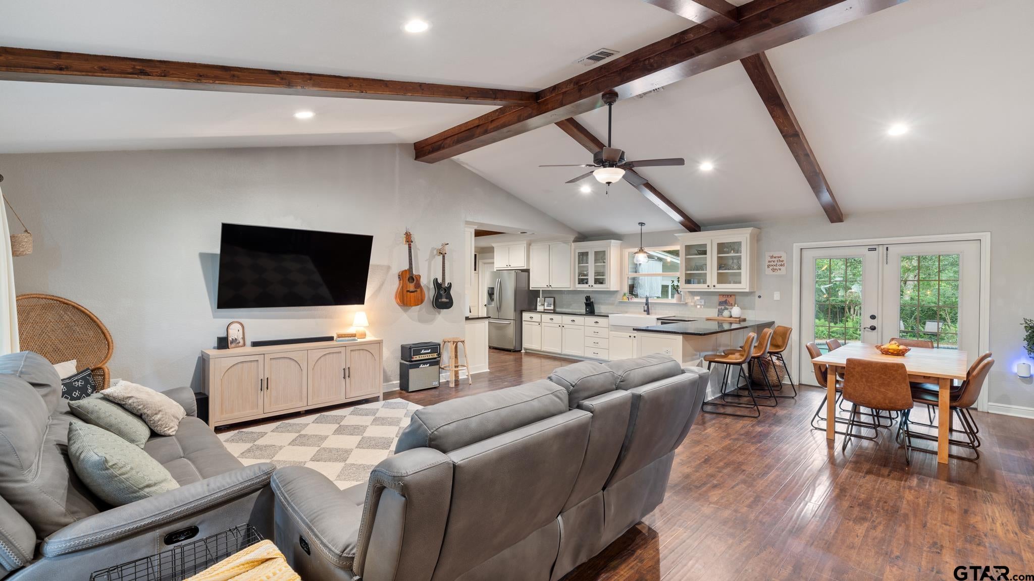 518 W Kansas Street - Photo 4