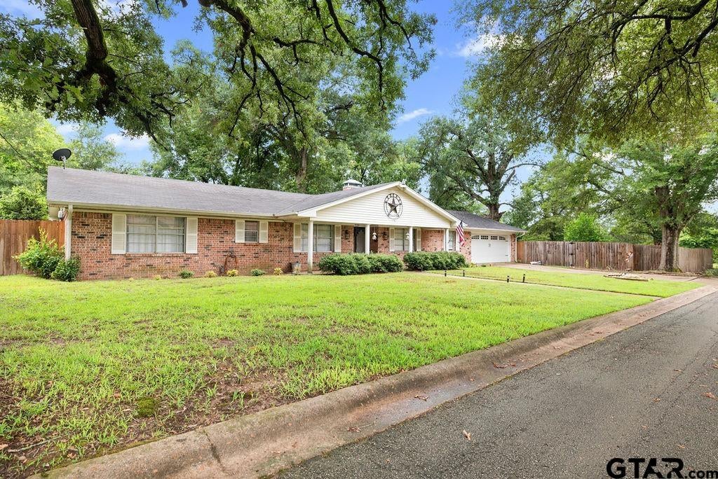 725 W BLAIR ST