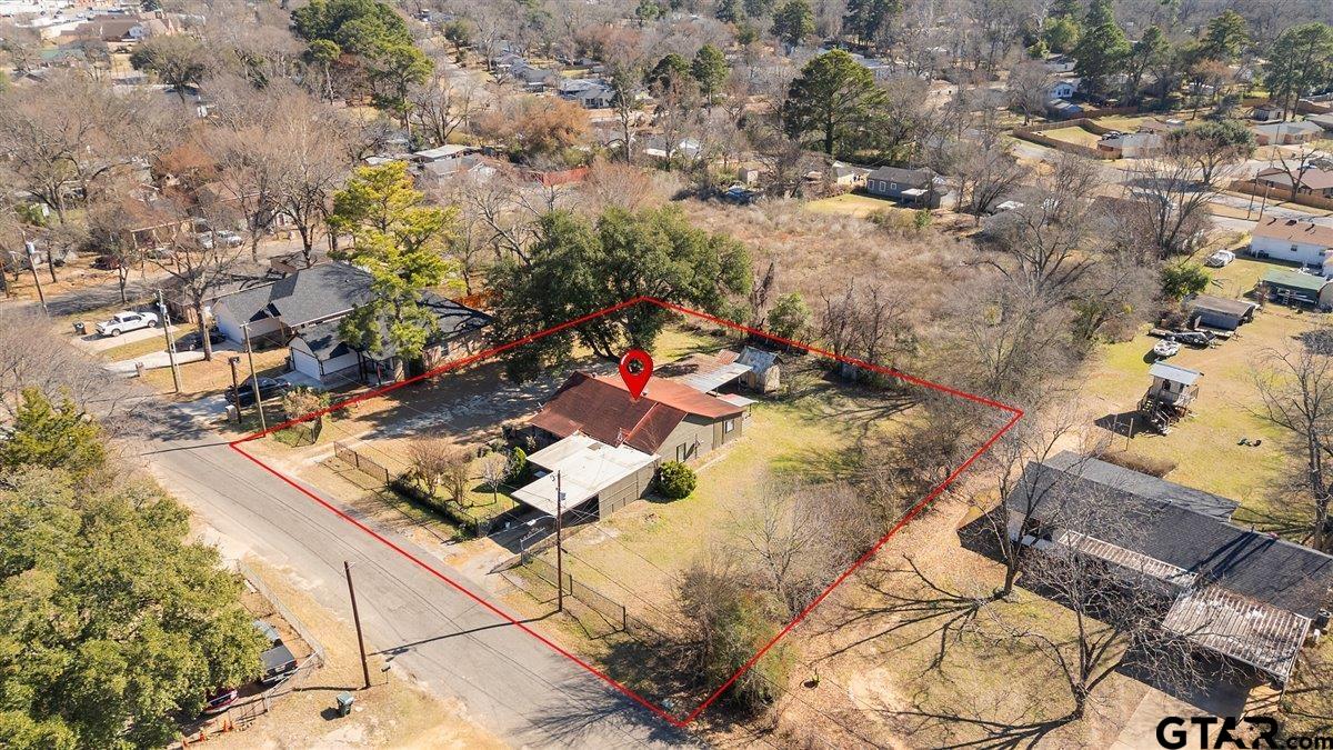 2516 Canton St.