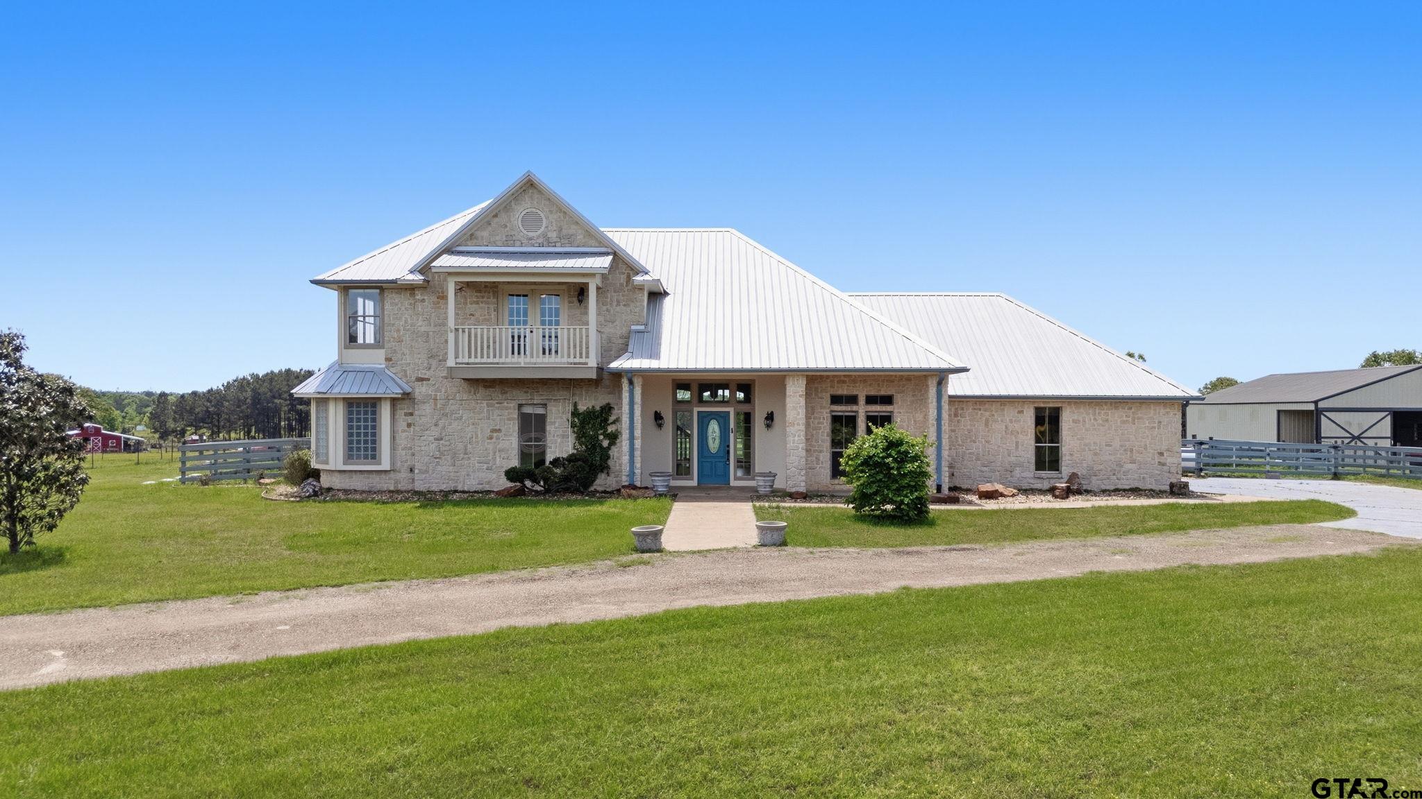 219 W Twin Creeks Trl