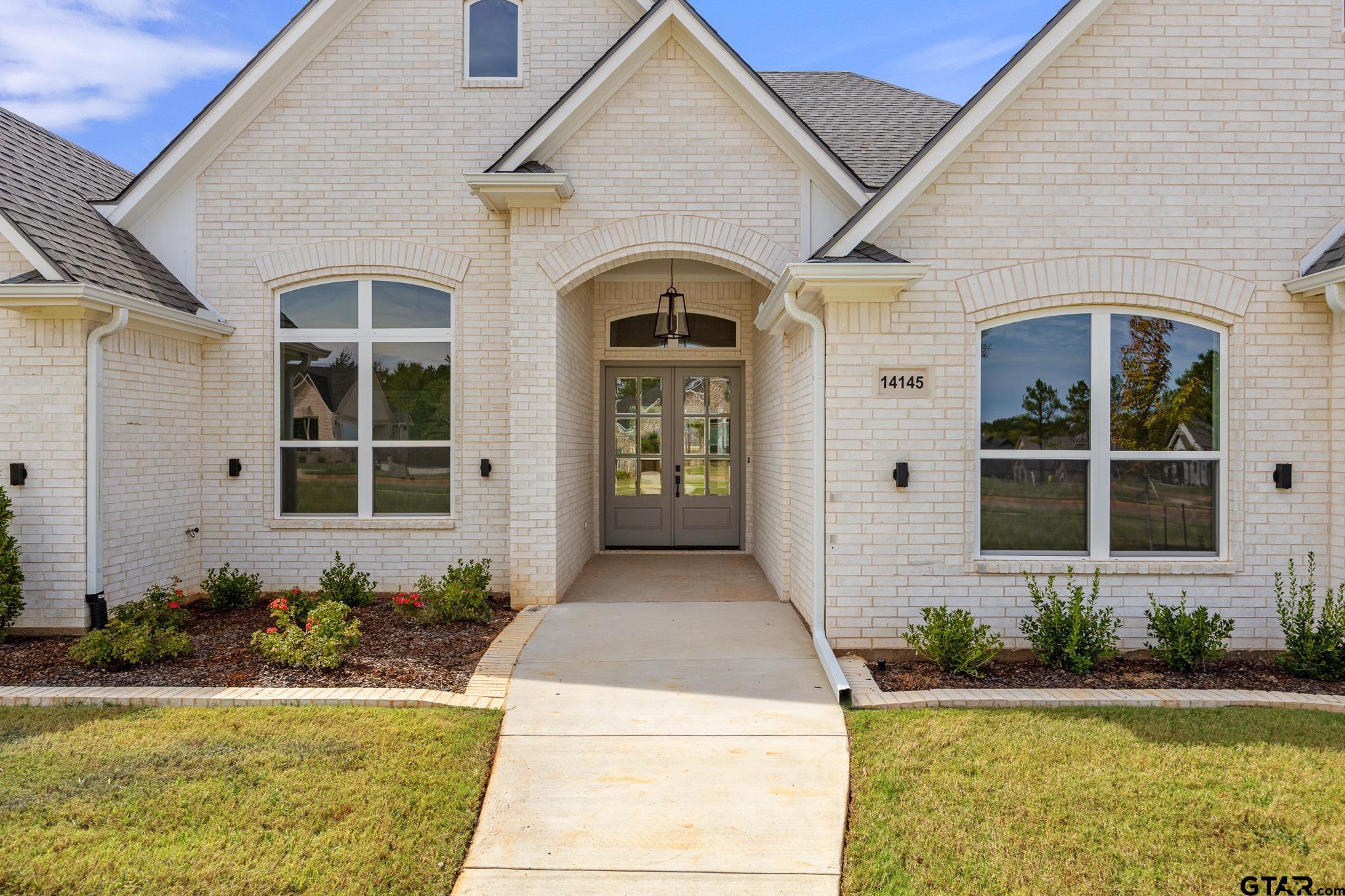 14145 Woodland Blvd.