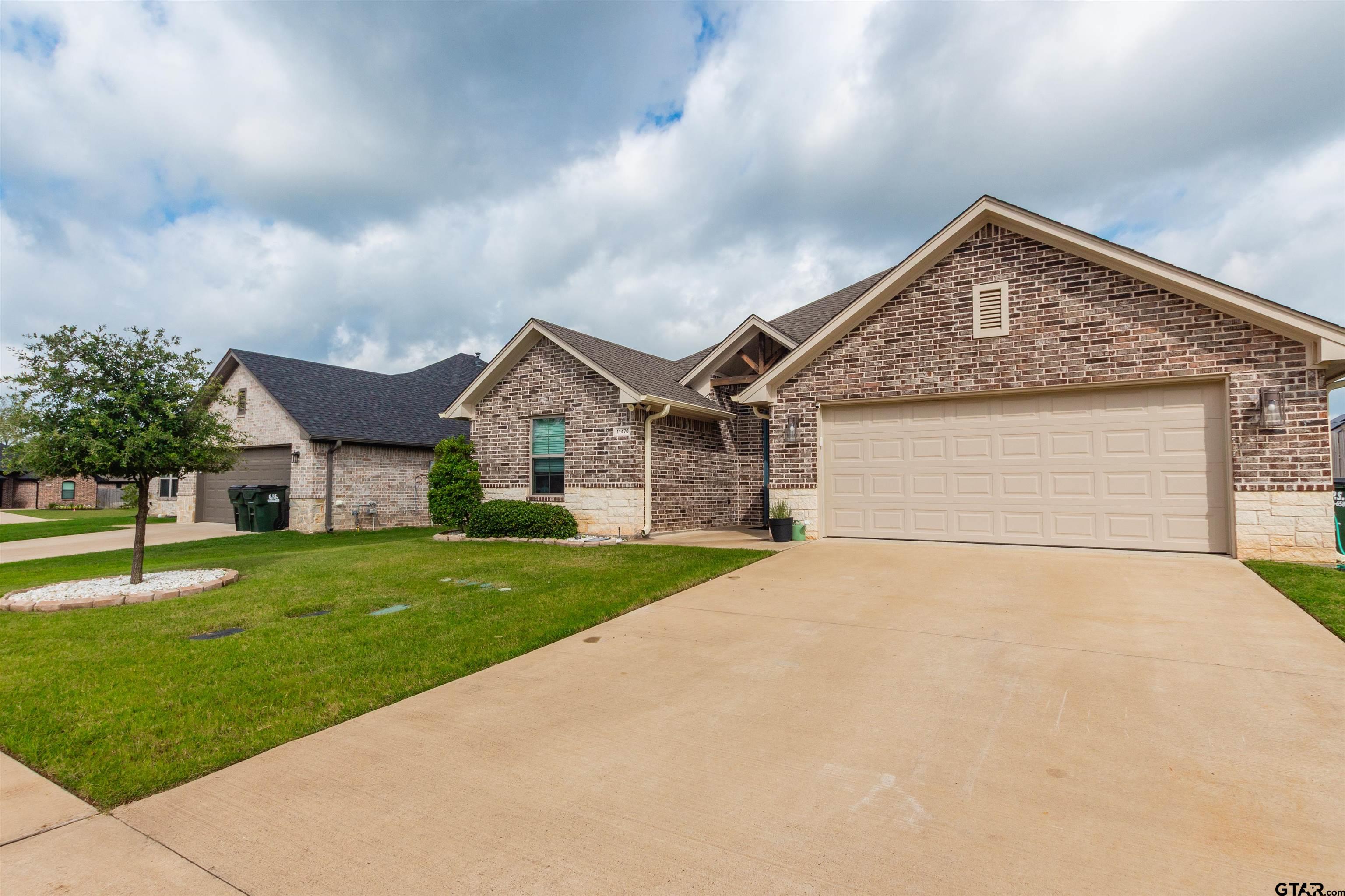 11470 Lindsey Garden Dr
