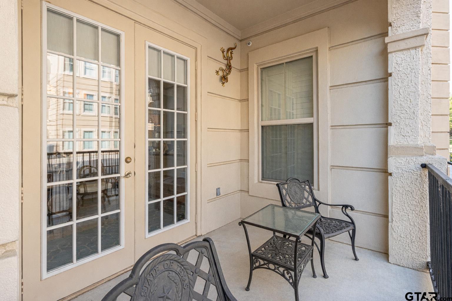3363 Cascades Blvd #207