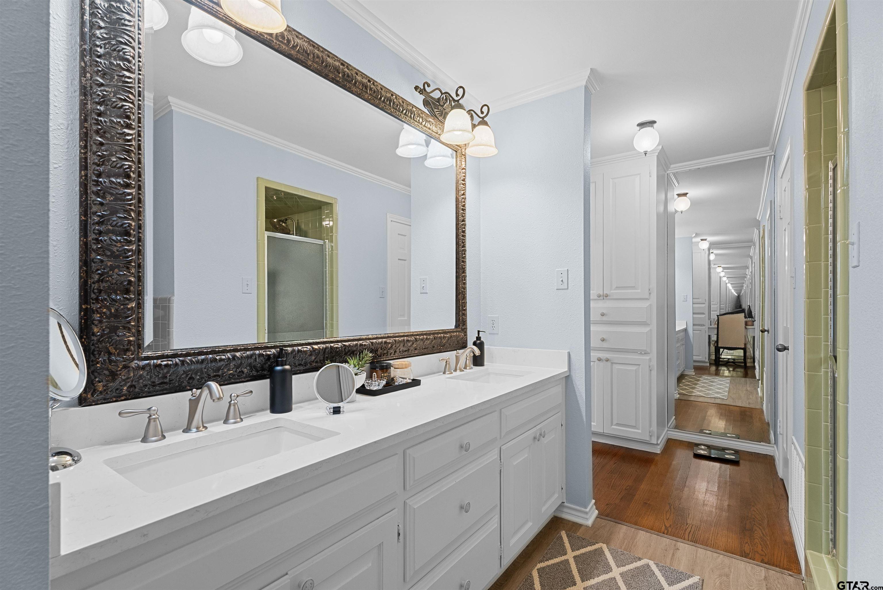 143 Williamsburg Ln