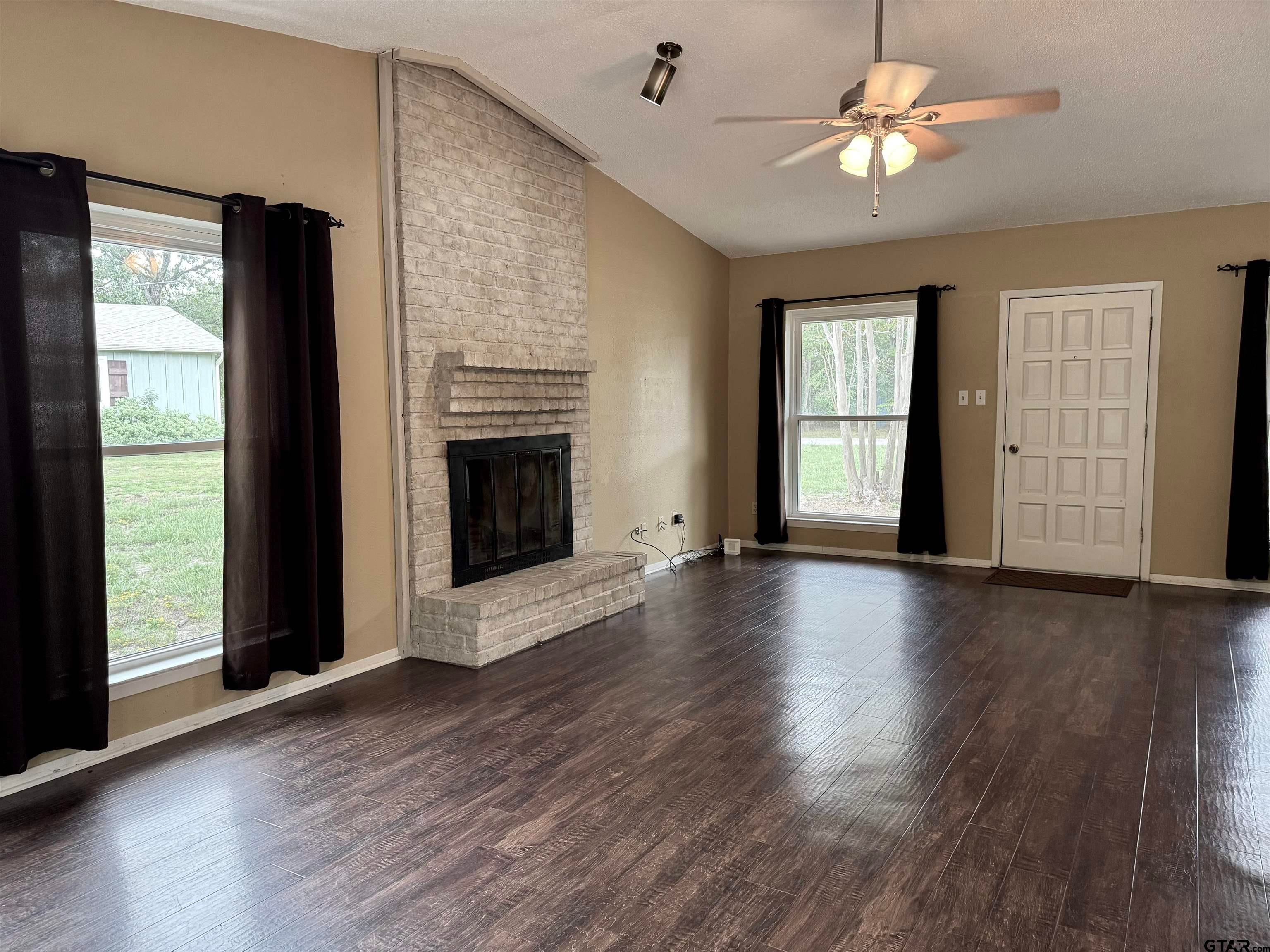 531 Dogwood Ln