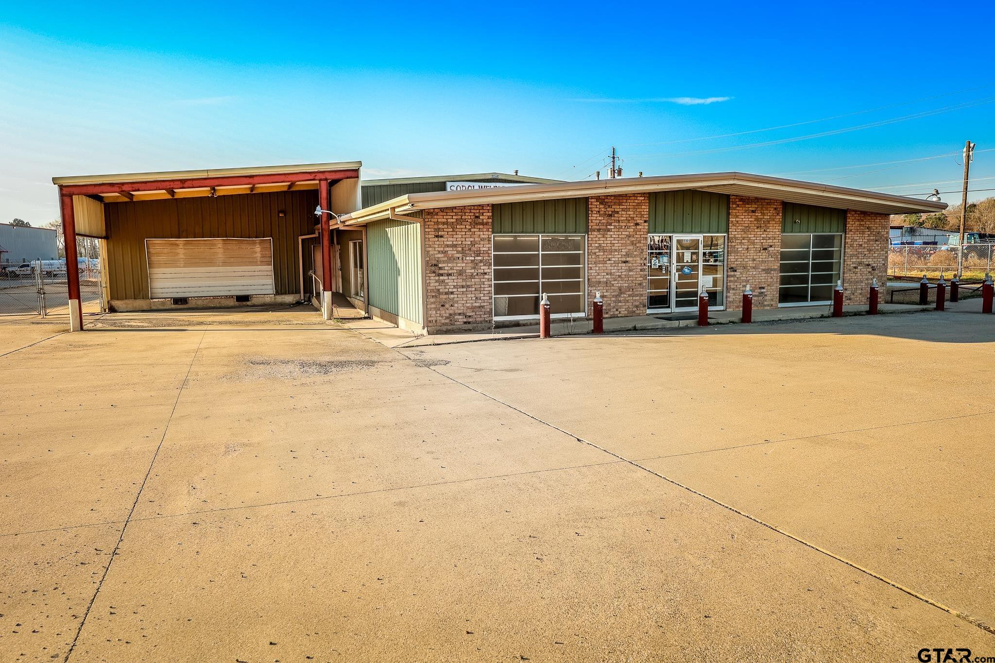 5105 W LOOP 281