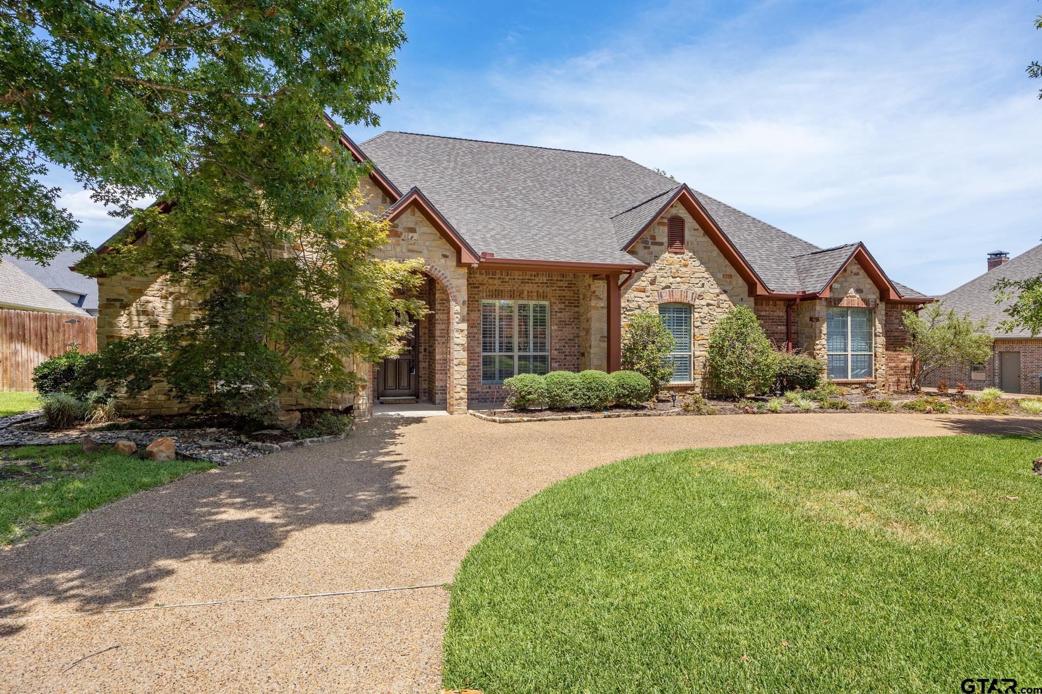 2318 Kingsmill Cir