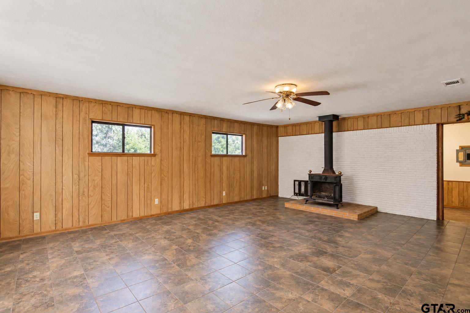 101 Leland Dr