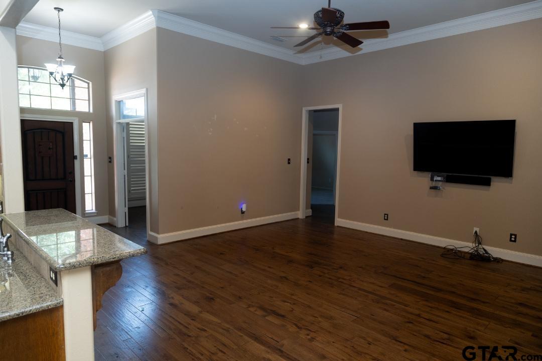11175 Fox Trail