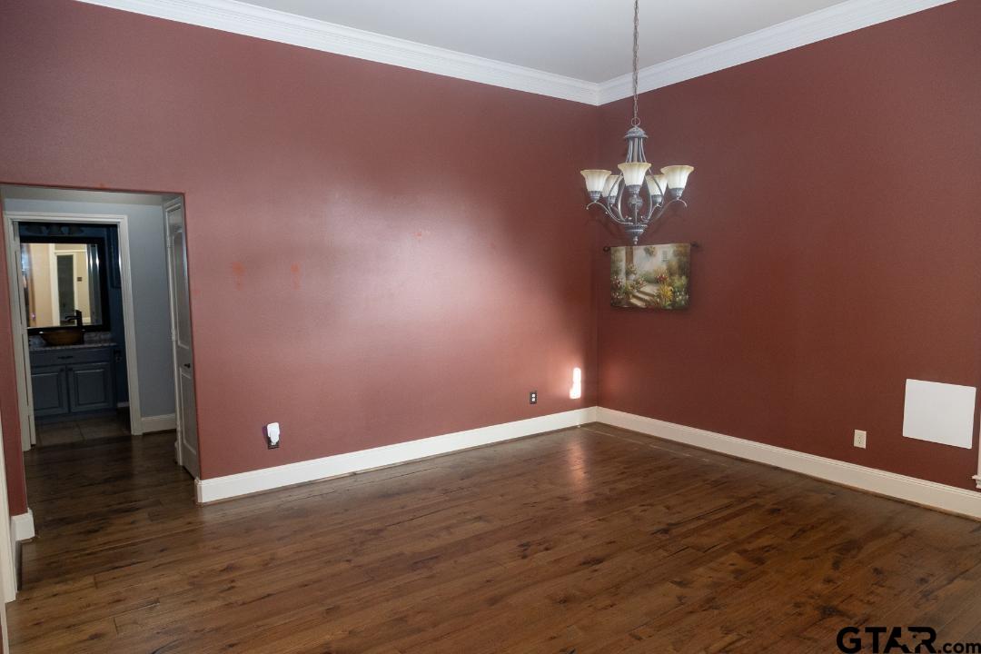 11175 Fox Trail