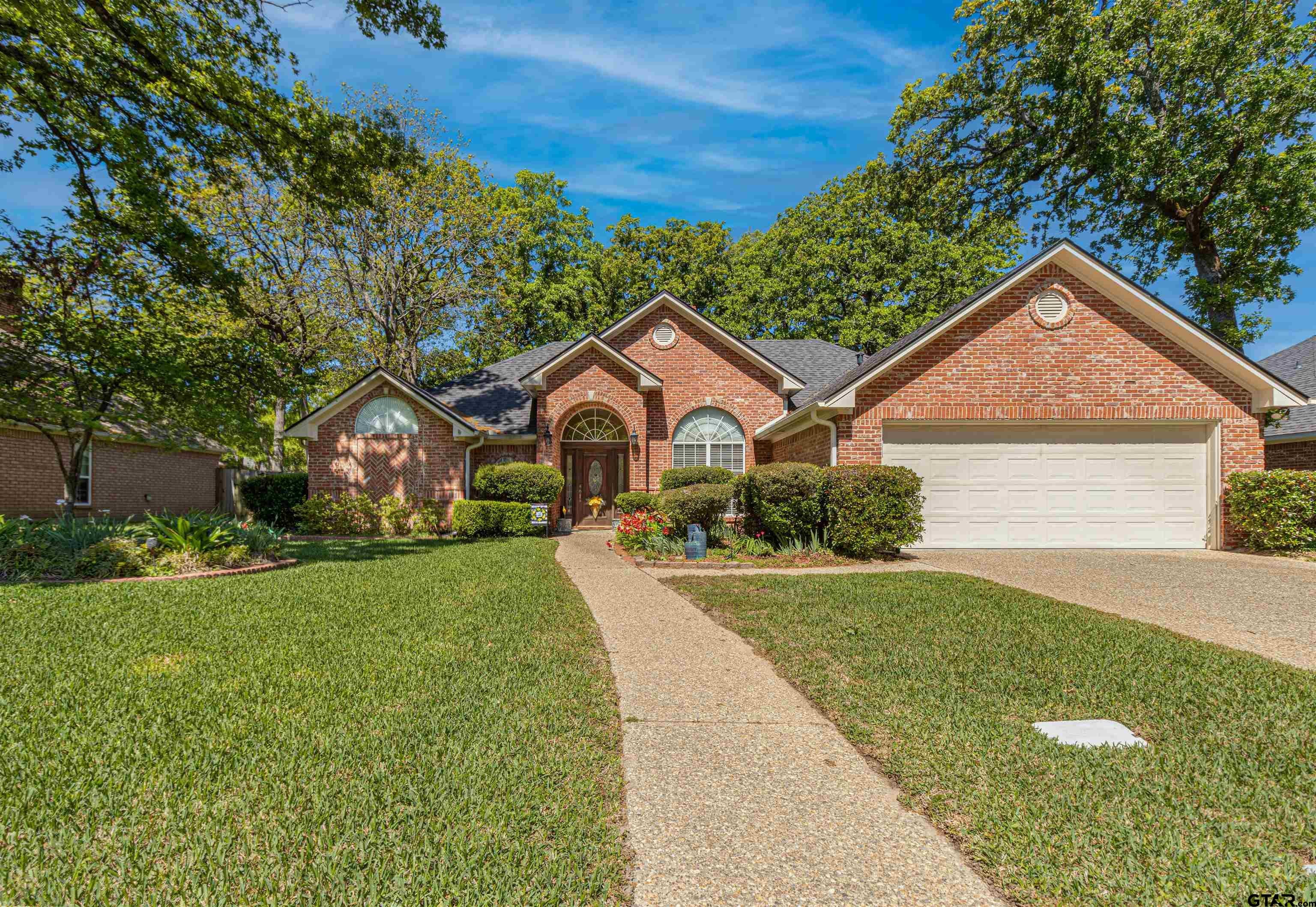 3314 Pebblebrook DR