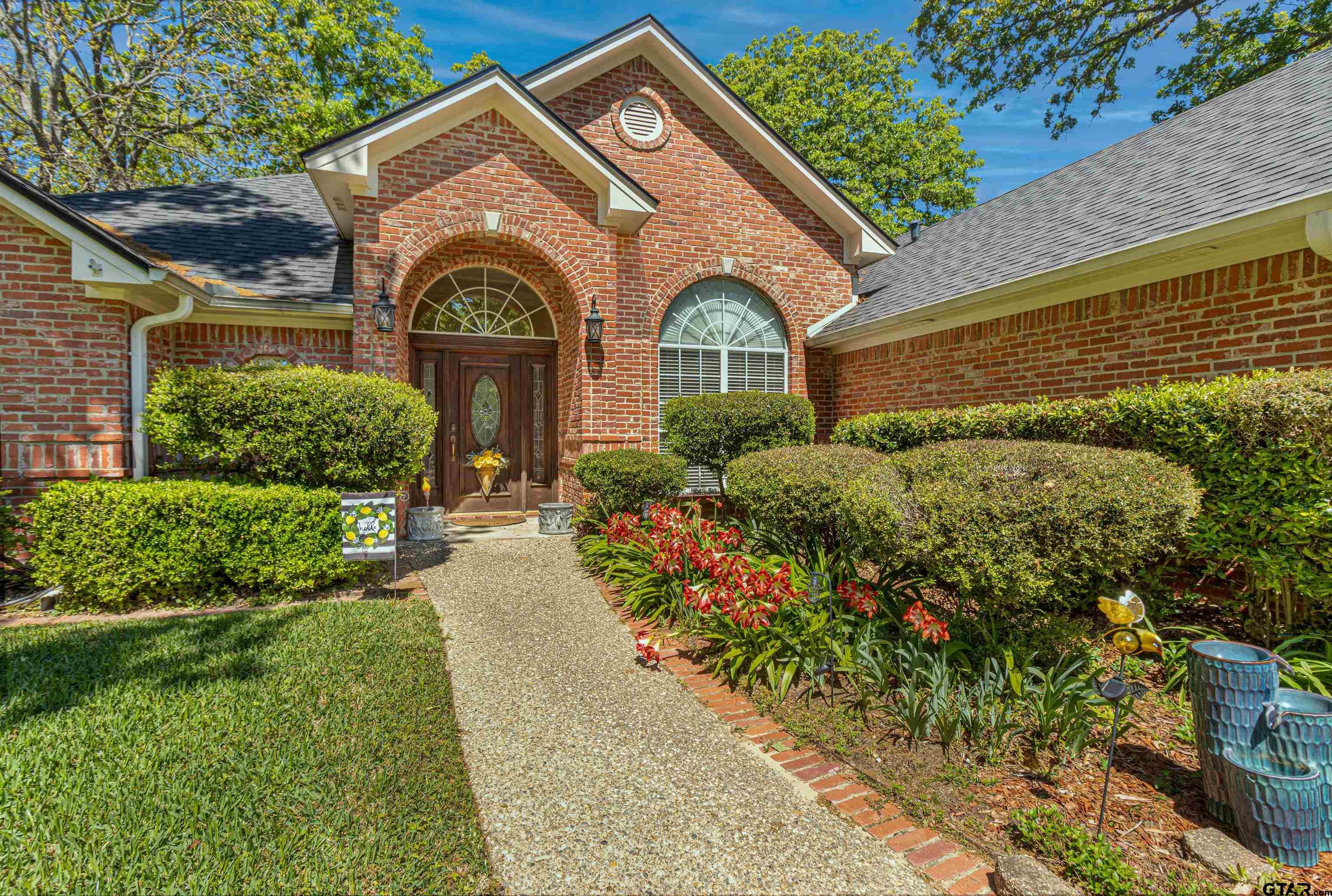 3314 Pebblebrook DR