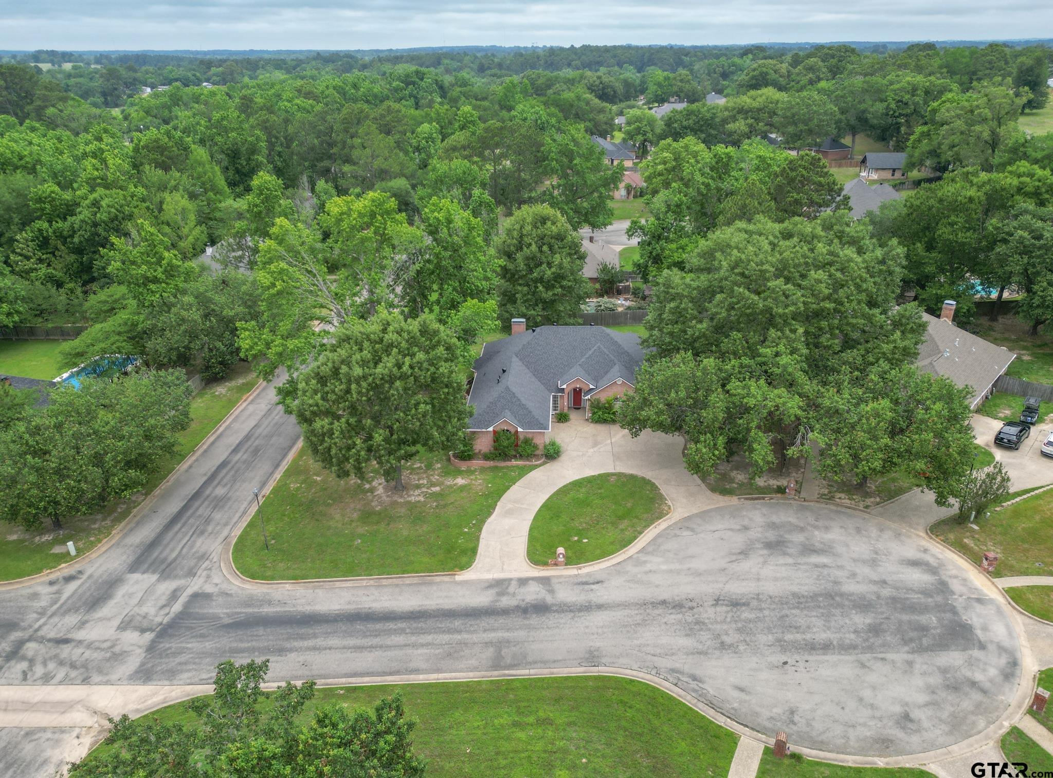 11338 Woodview