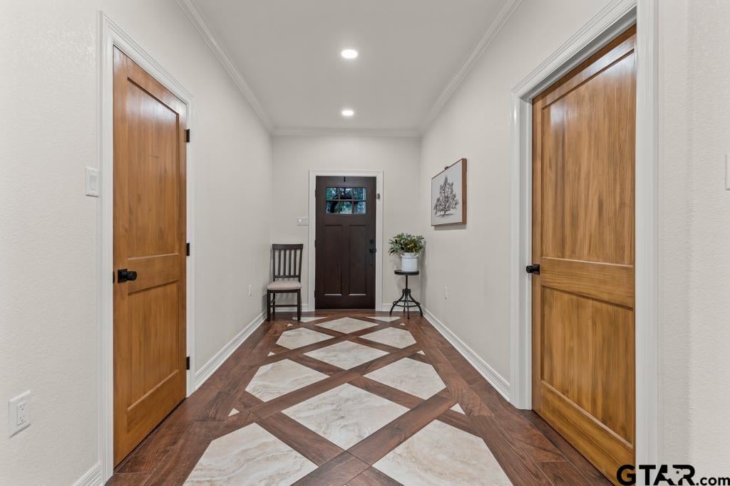 155 Private Road 3561