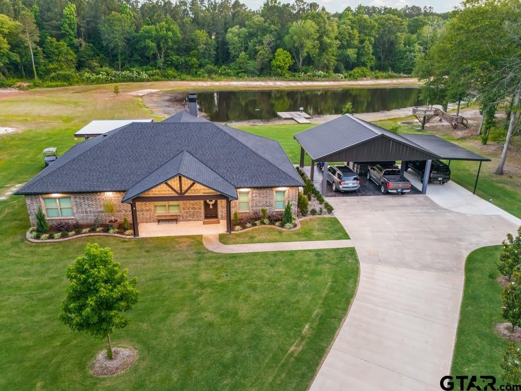 155 Private Road 3561