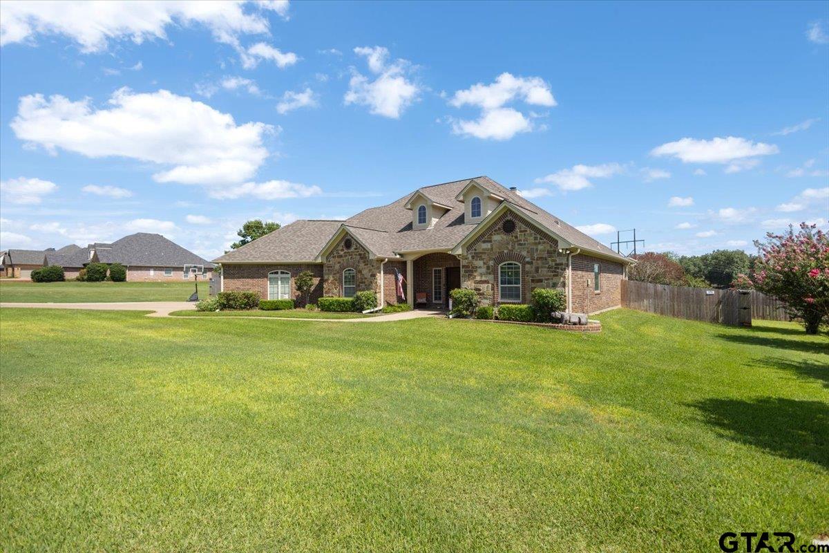 212 Pecan Park Dr