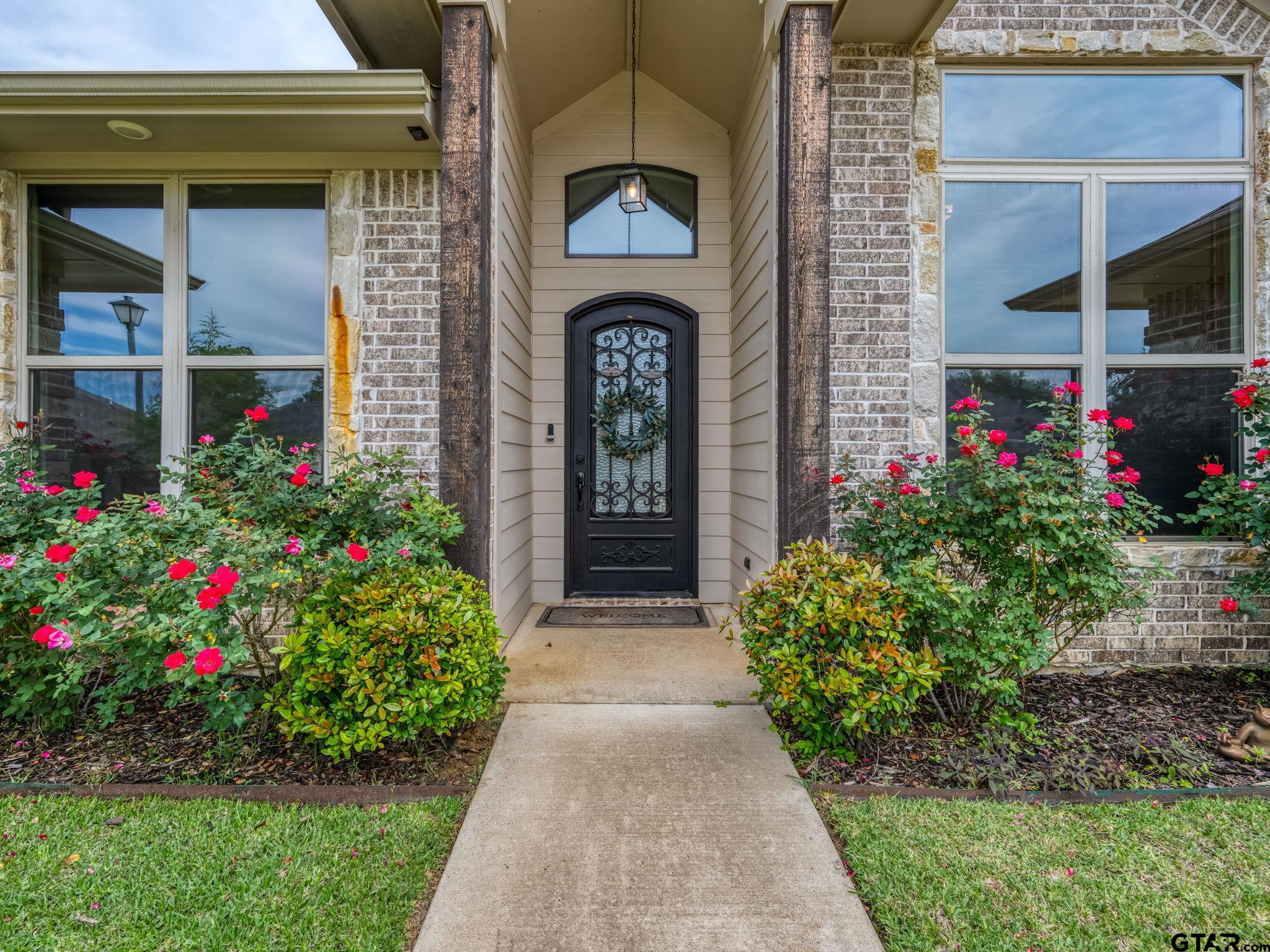 2209 Rana Park