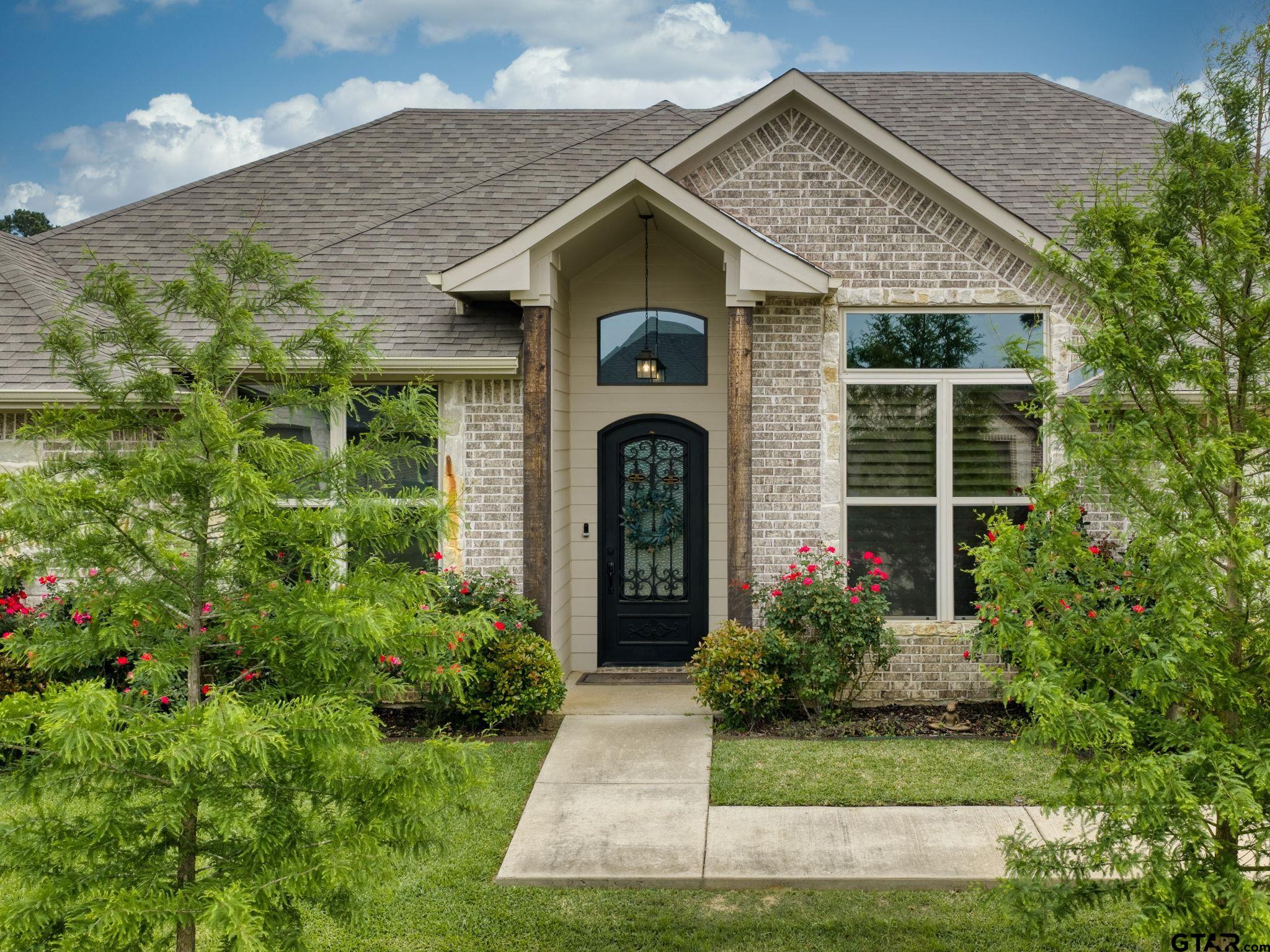 2209 Rana Park