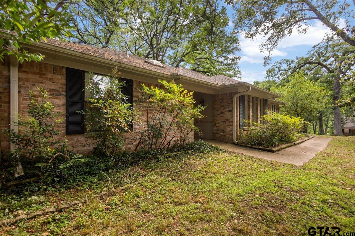 241 Hideaway Lane Central