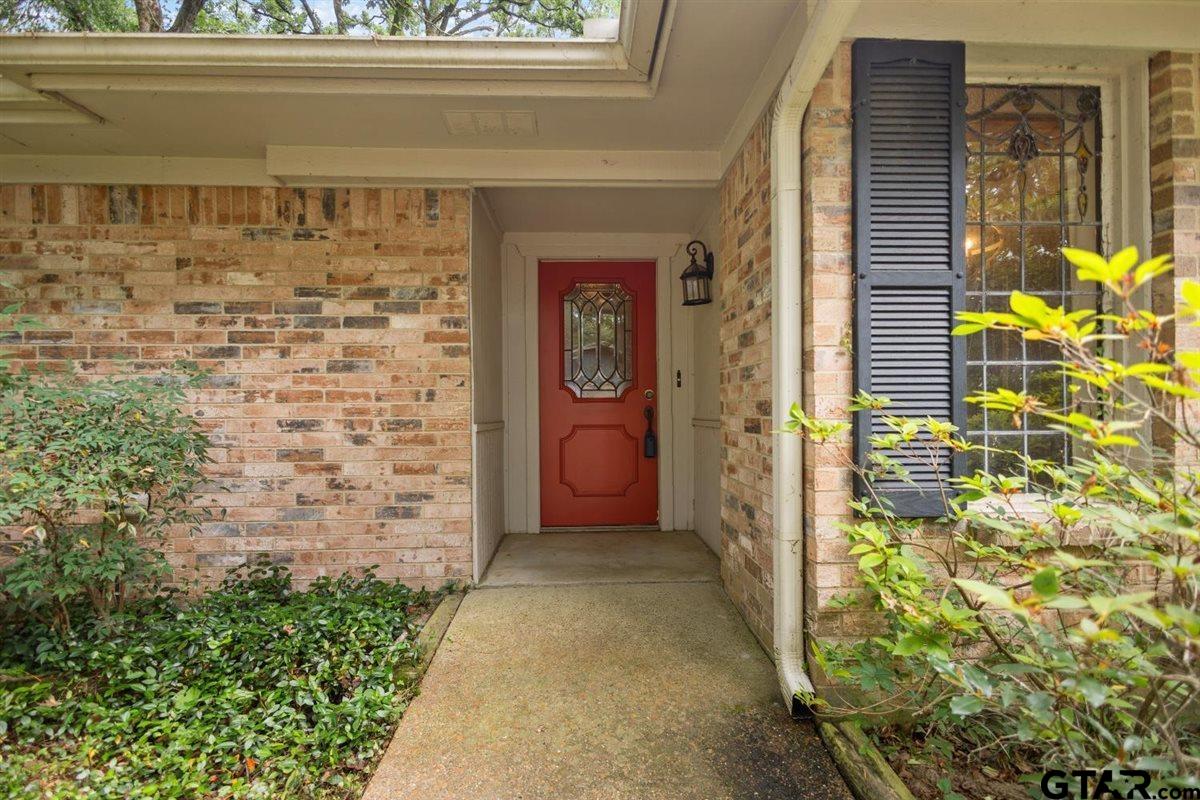 241 Hideaway Lane Central