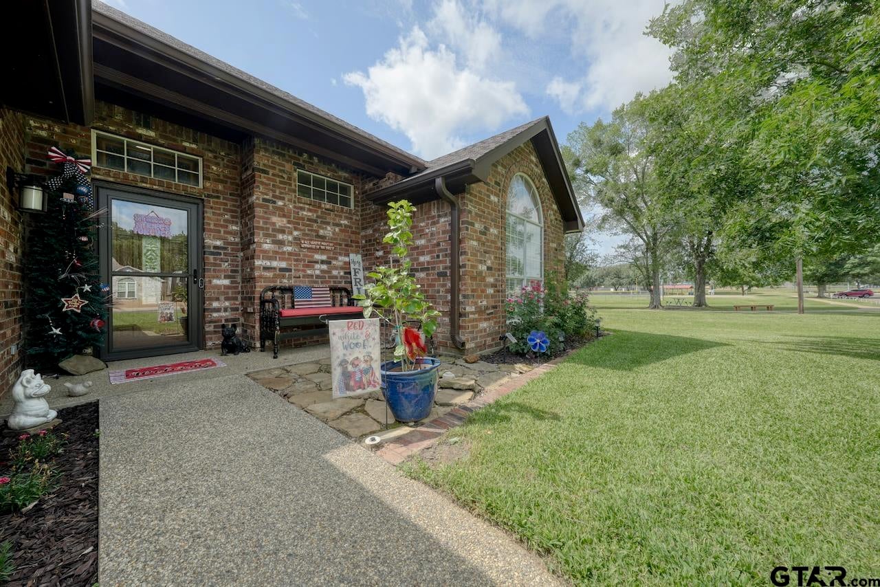 643 Winchester Drive
