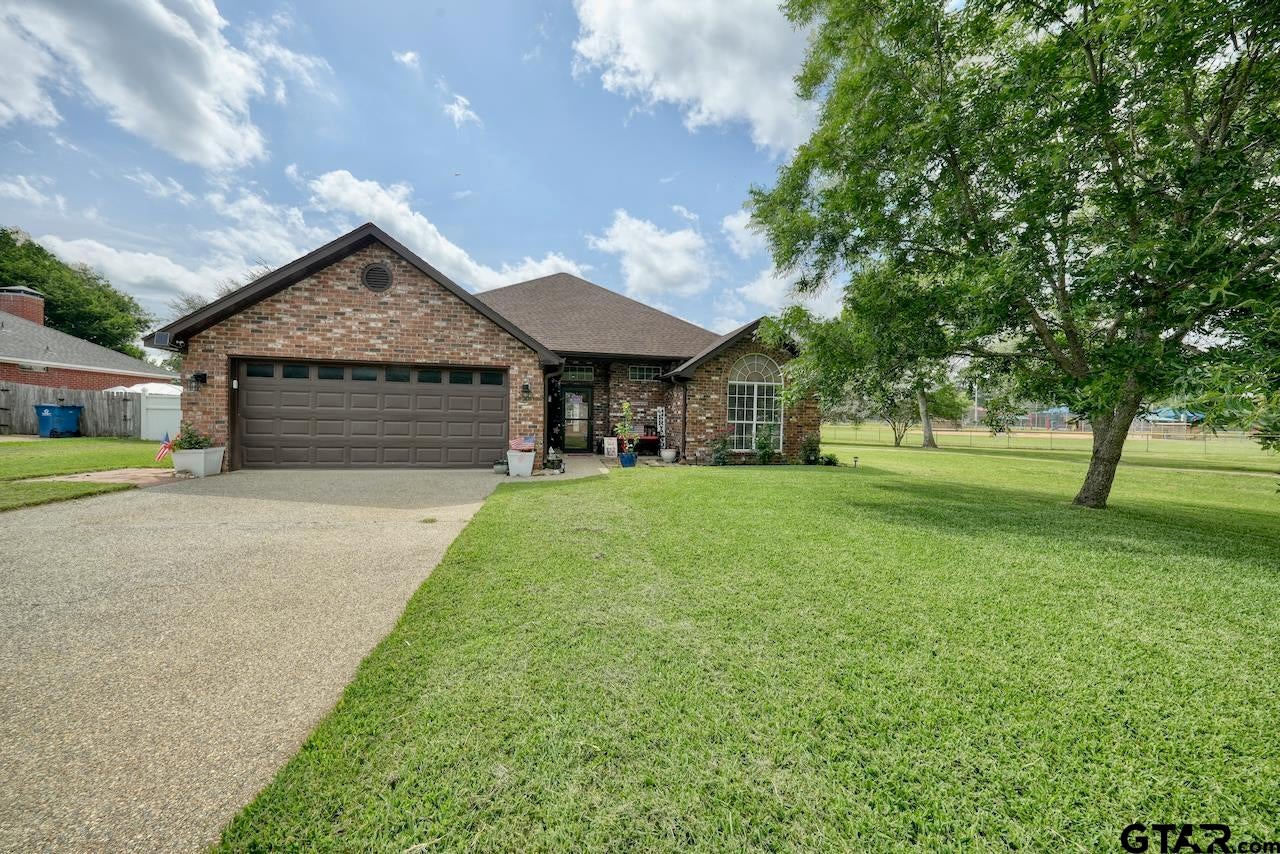 643 Winchester Drive