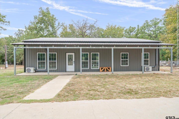 Photo 1 of 35 — 381 VZ County Road 1922, Fruitvale, TX 75127