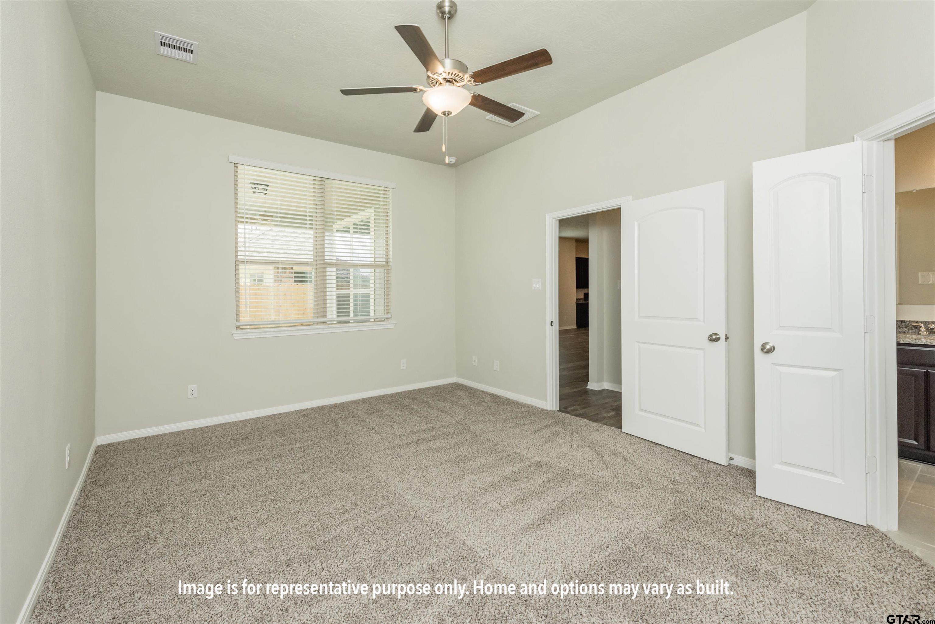 7034 Cottage Square