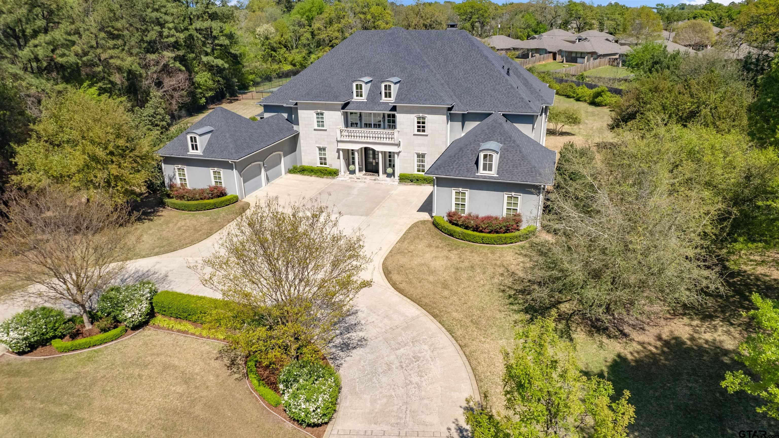 6090 Graemont Blvd