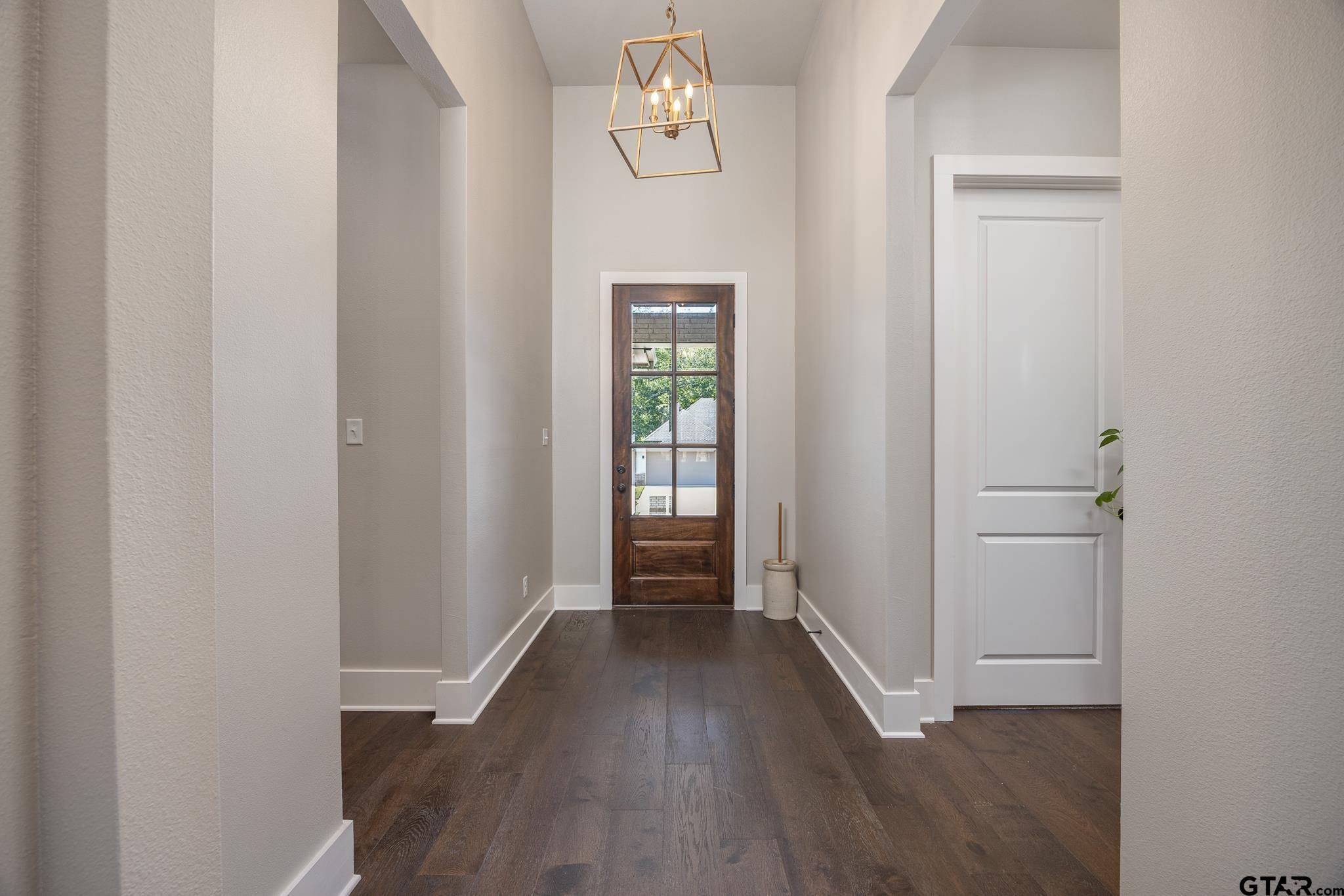 9132 Long Branch
