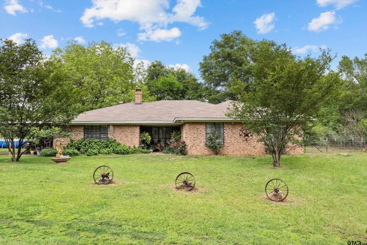 Photo 1 of 23 — 2015 CR 2120, Crockett, TX 75835