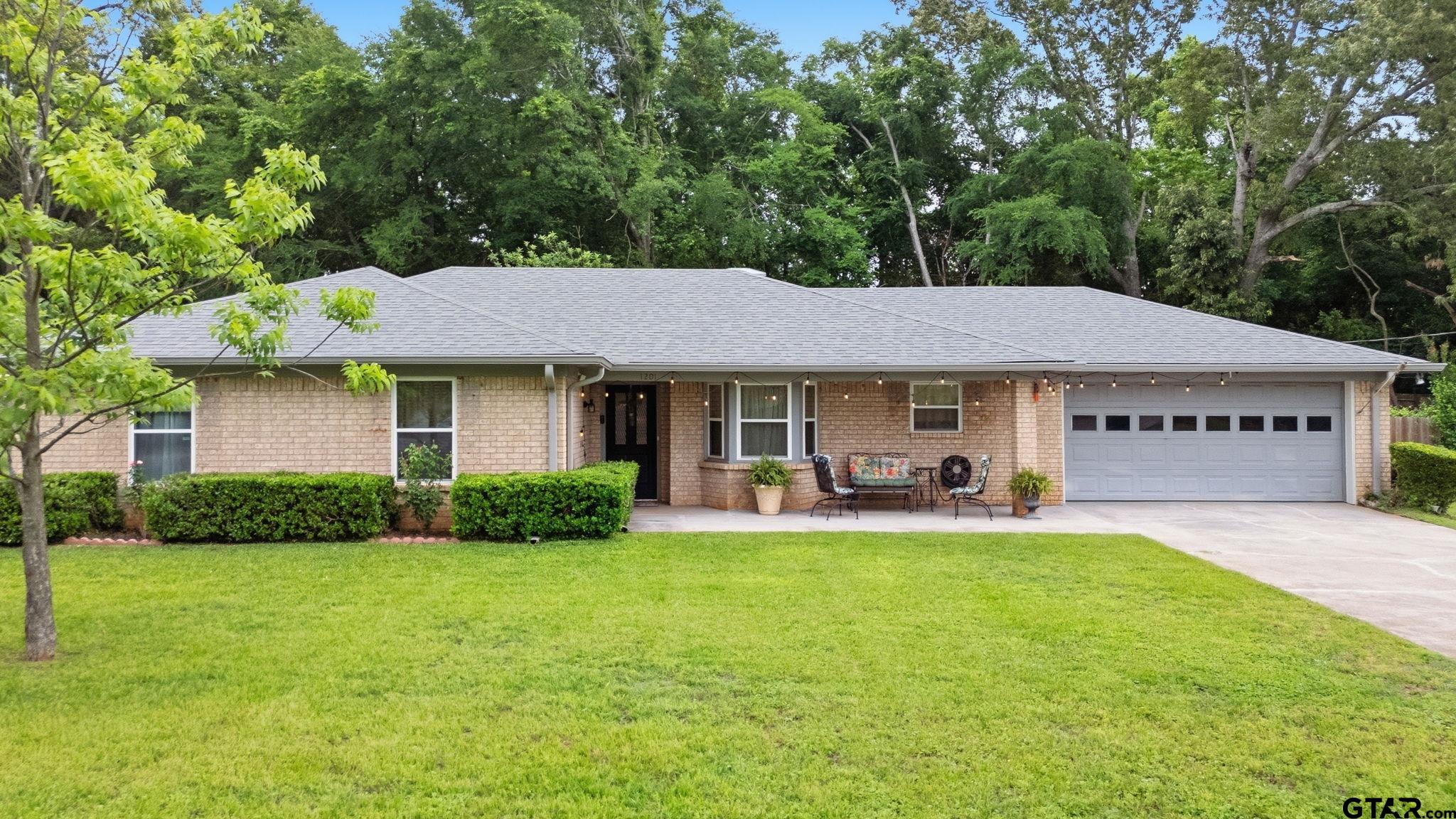 1201 Corey Dr.