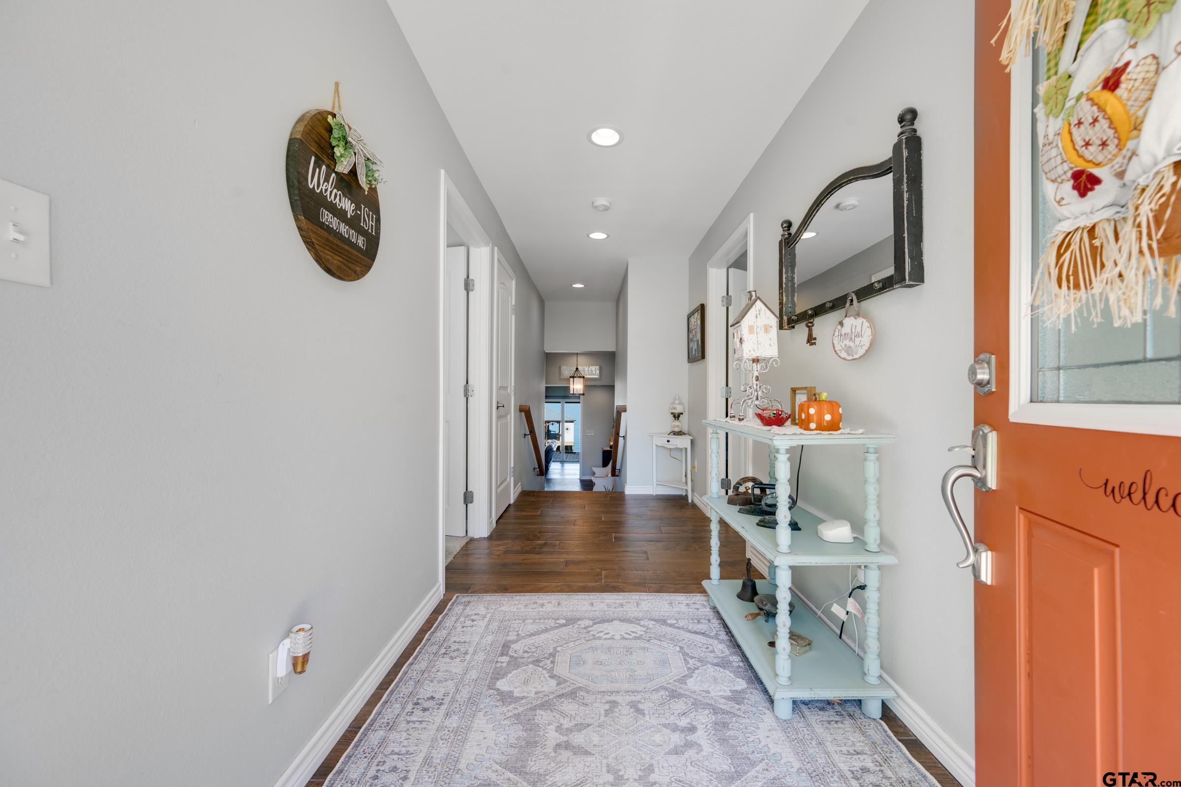 10638 Circle Point